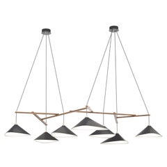 Lampadario monumentale Daniel Becker 'Emily 7' in antracite/quercia per Moss Objects