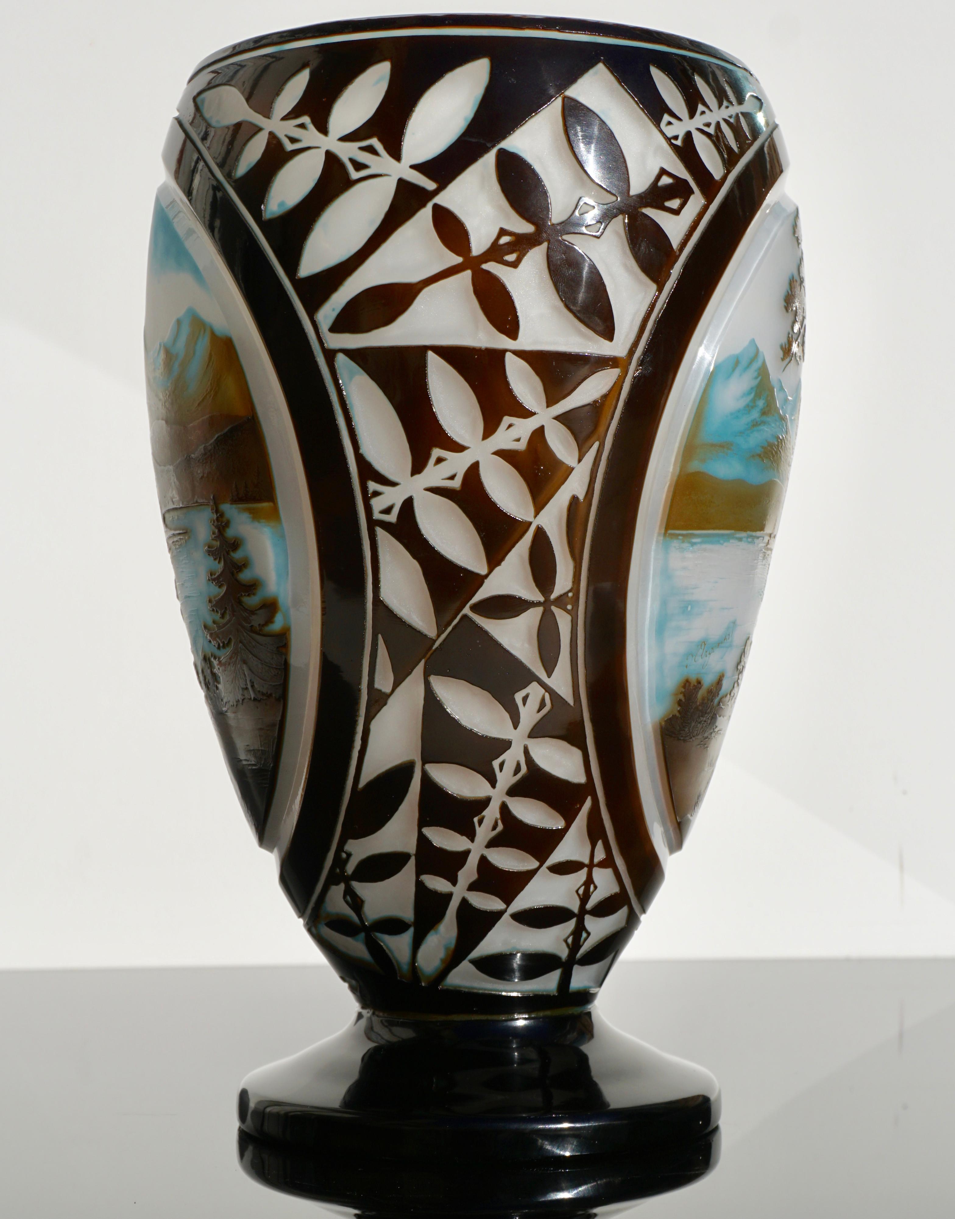 Vetro artistico Vaso monumentale D'Argental Paul Nicolas con paesaggio a cammeo in vendita