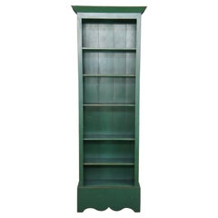 Monumental David T Smith Early American Painted Pine Green Bookcase Shelf 94"" (étagère de bibliothèque)