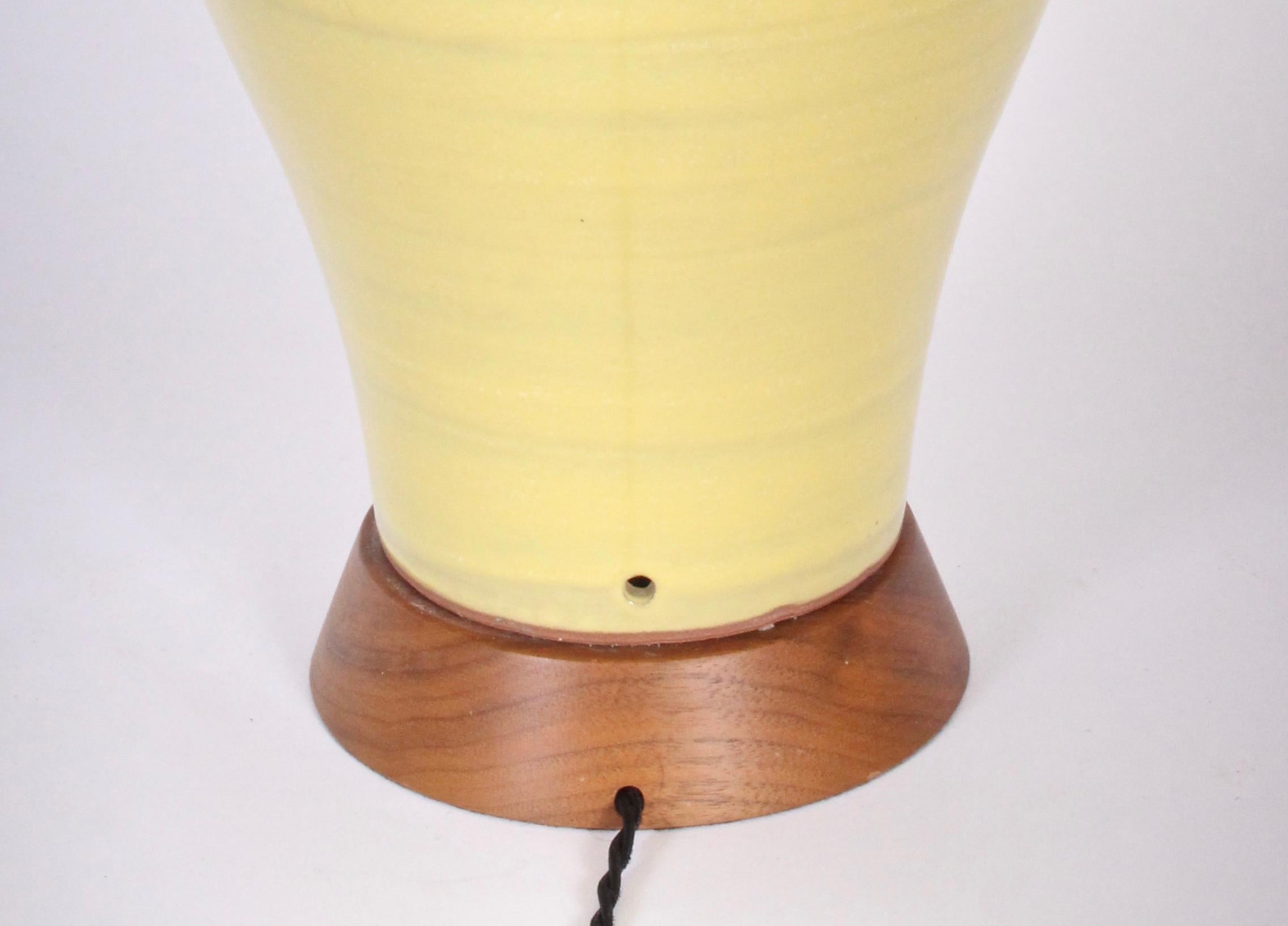 Brass Monumental Design-Technics Bright Yellow Banded Art Pottery Table Lamp For Sale