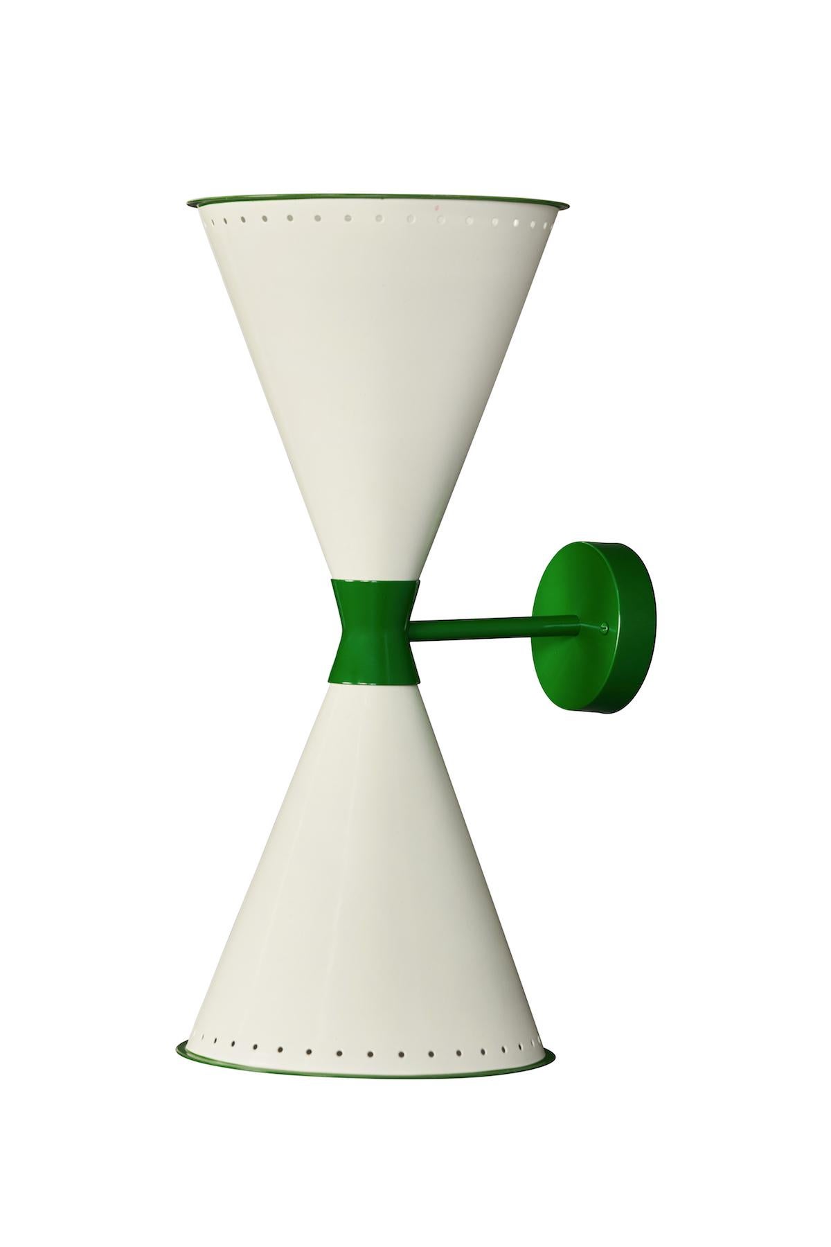 Applique monumentale à double cône perforée Diabolo en blanc et rouge en vente 7