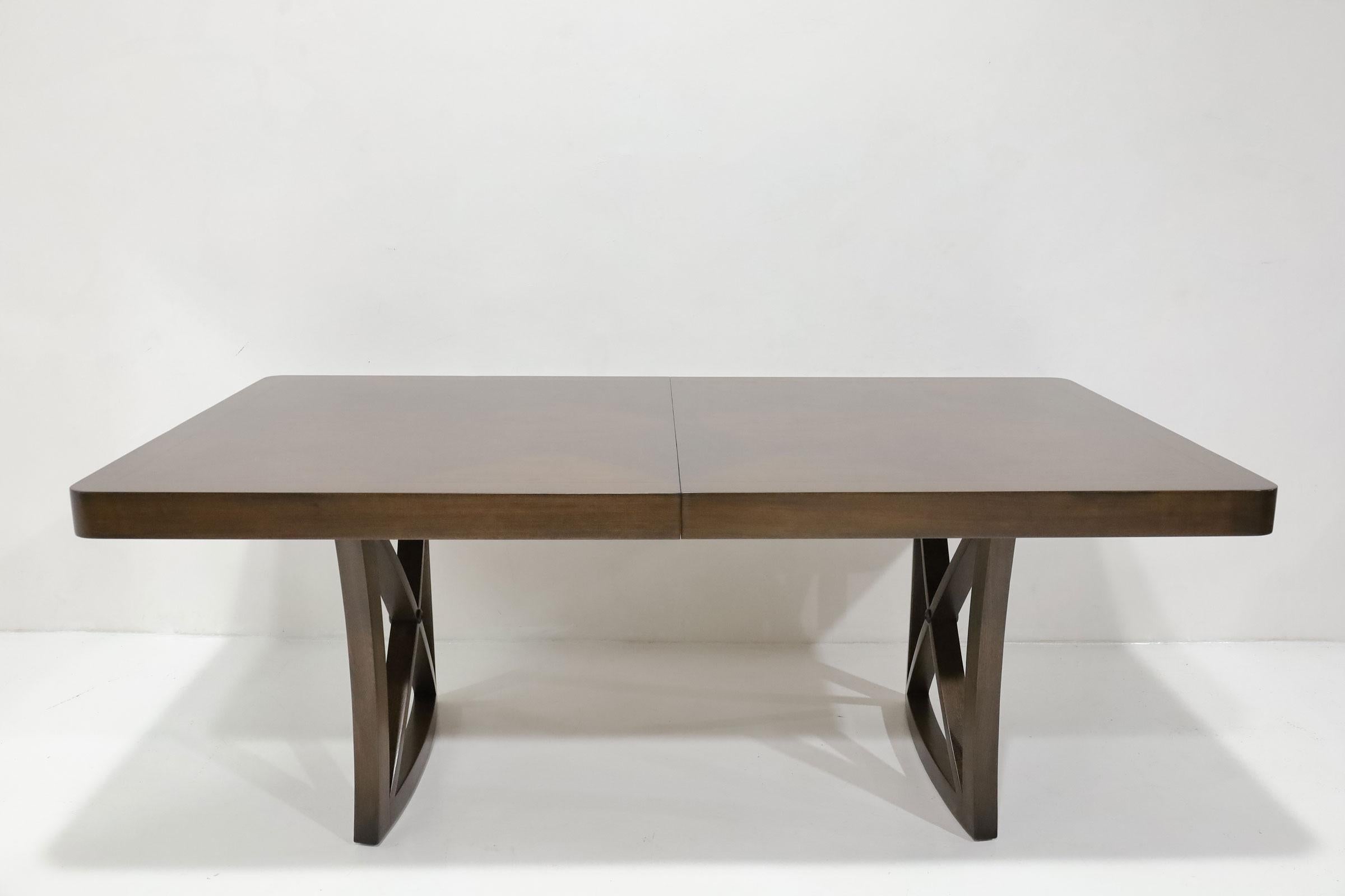 Table de salle à manger monumentale de Charak Furniture, style Tommi Parzinger Bon état - En vente à Dallas, TX