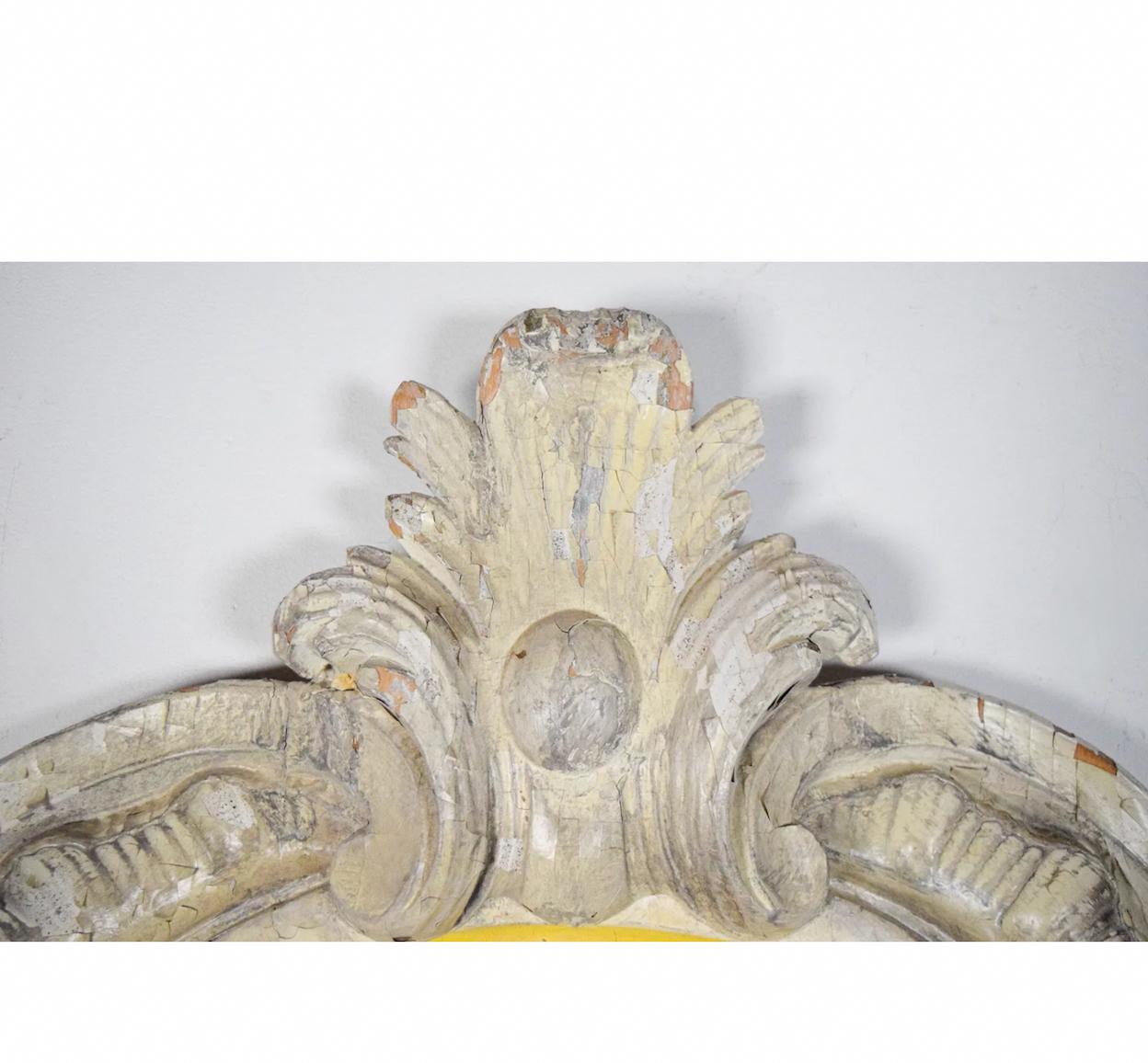 Néoclassique Monumental Early 20th-C. Plaque murale en bois italien sculpté de style néo-classique en vente