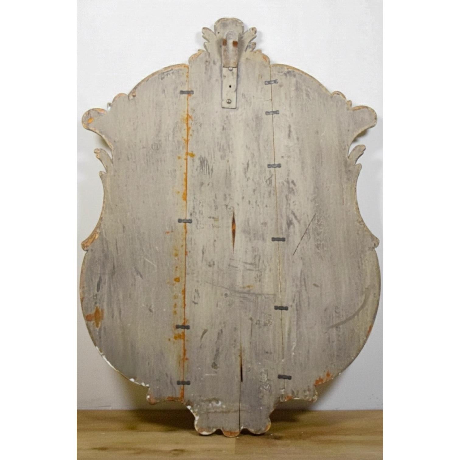 Monumental Early 20th-C. Plaque murale en bois italien sculpté de style néo-classique Bon état - En vente à Kennesaw, GA