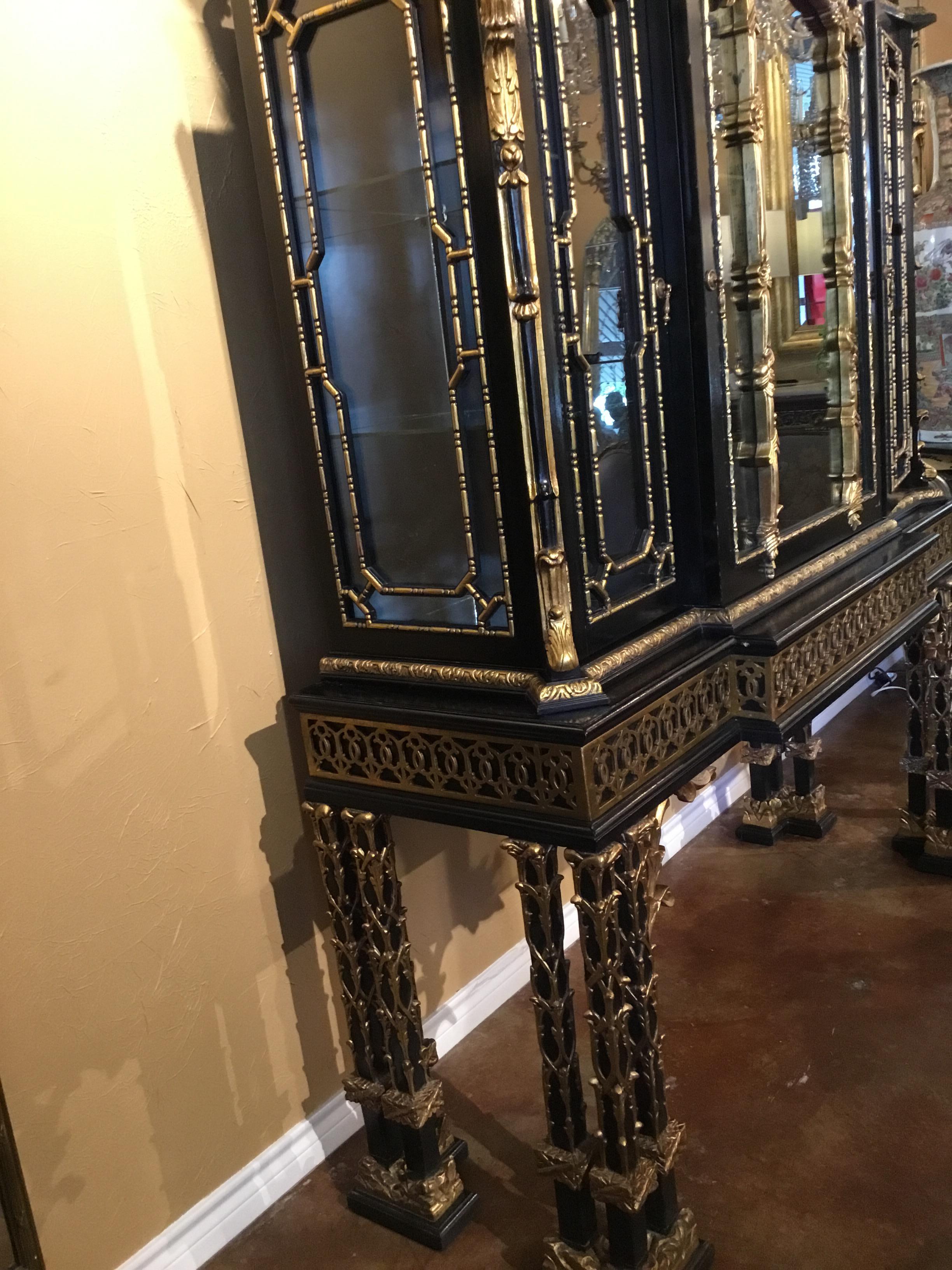 Monumental Ebonized and Parcel-Gilt Cabinet in the Chinese Chippendale Taste In Good Condition In Houston, TX
