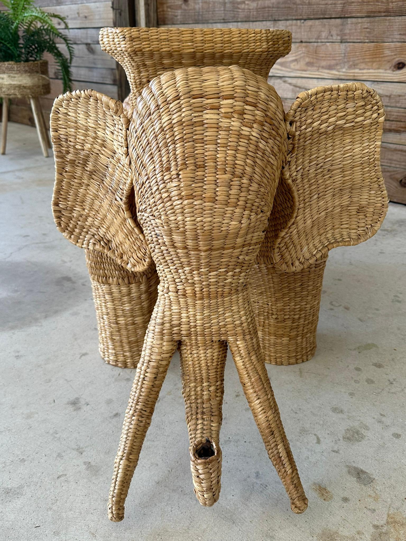 Coffre de rangement monumental en forme d'éléphant par Mario Lopez Torres en vente 4