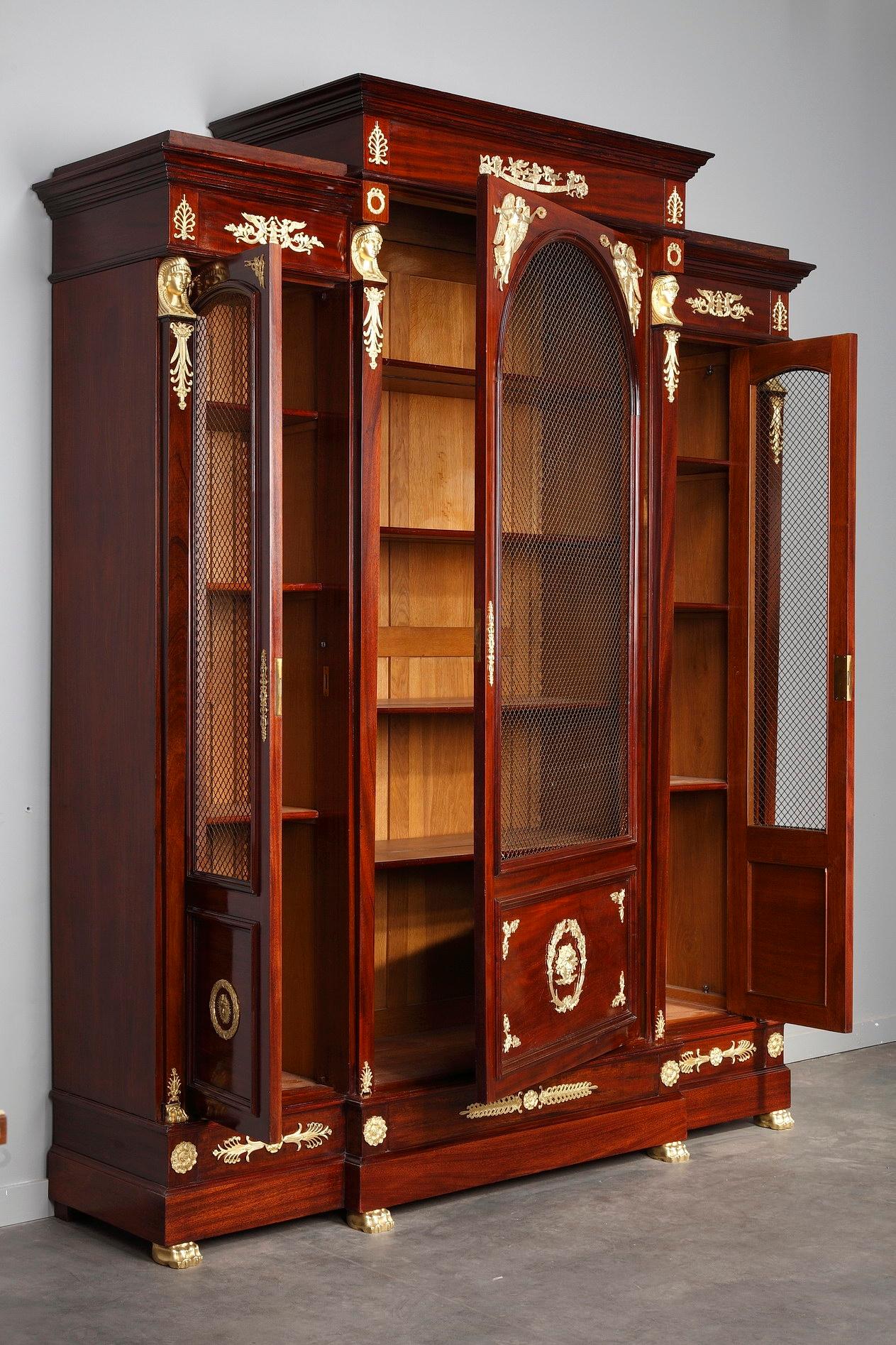 Monumental Empire-Style Mahogany Bookcase, Circa 1865 In Good Condition In Paris, FR