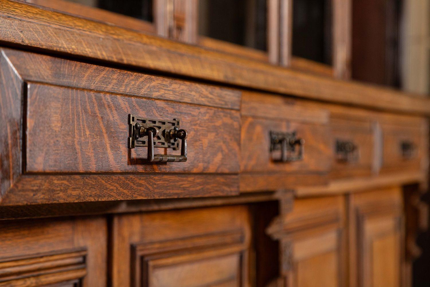 Monumentale libreria inglese del XIX secolo in Oak smaltato in vendita 9