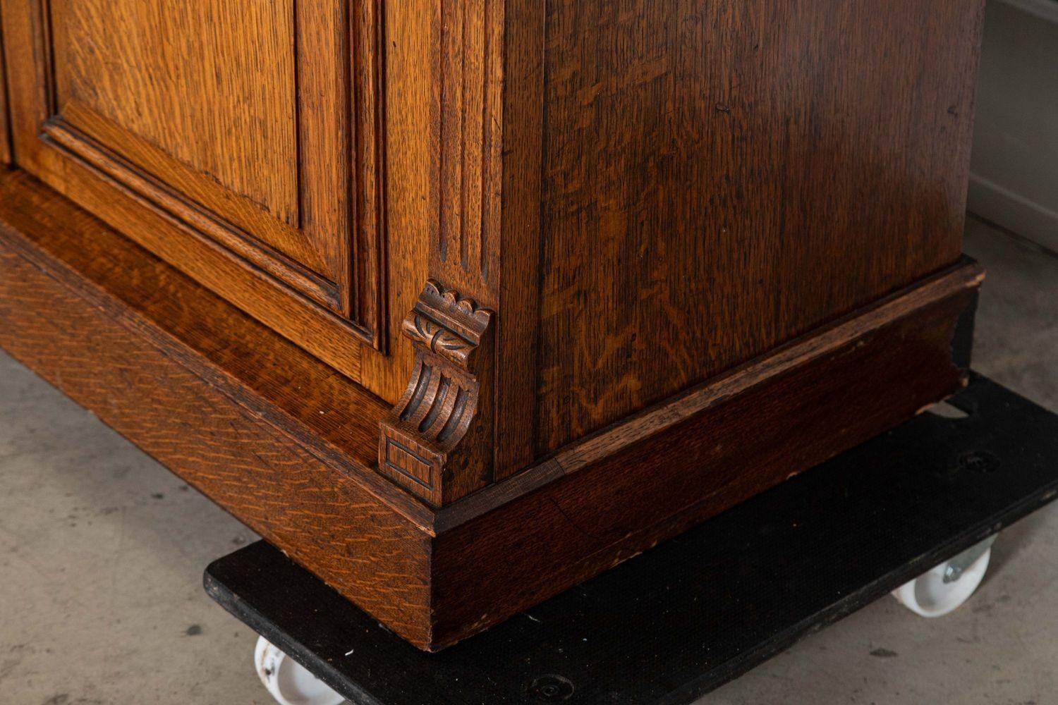 Monumentale libreria inglese del XIX secolo in Oak smaltato in vendita 15