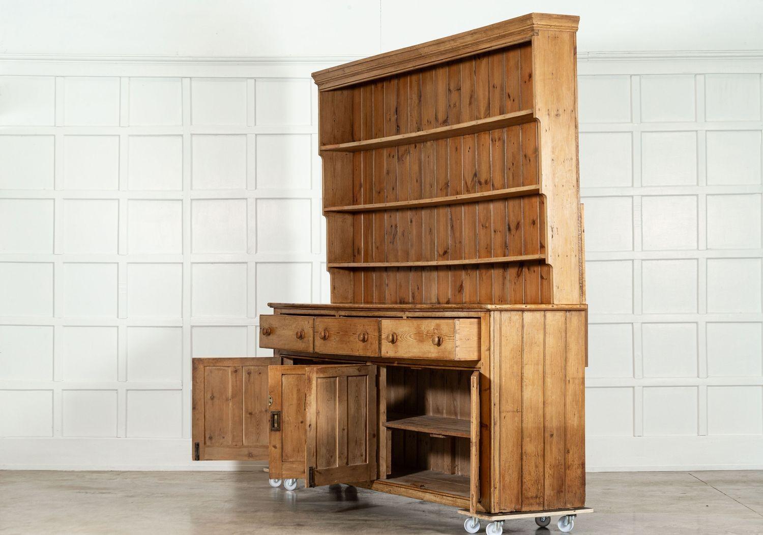 Monumental English 19thC Pine Waterfall Dresser For Sale 3