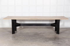 Monumental Mesa de Comedor Inglesa de Pino Ebonizado Blanqueado Brutalista