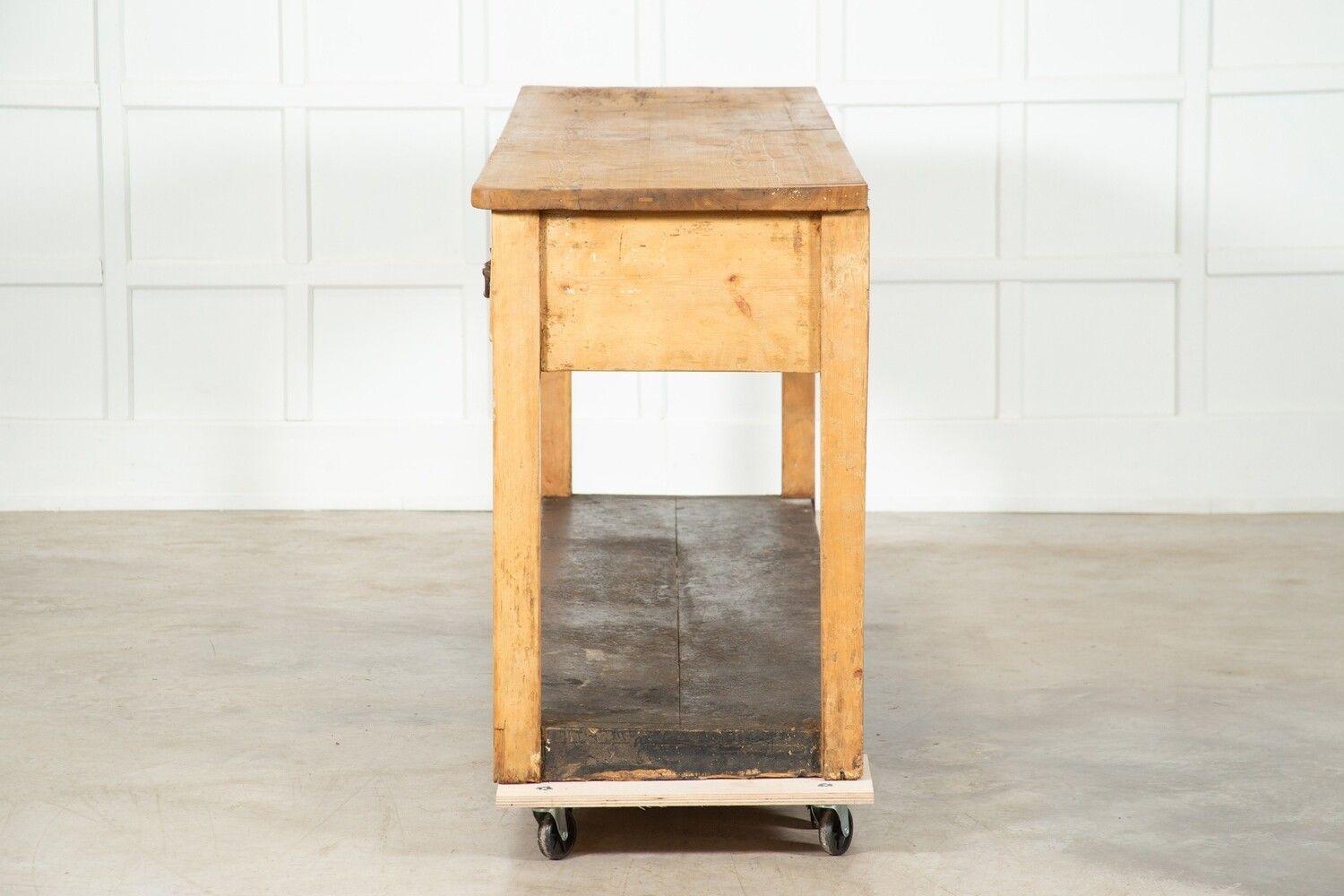 Monumentale base de commode en pin de style Georgian House en vente 4