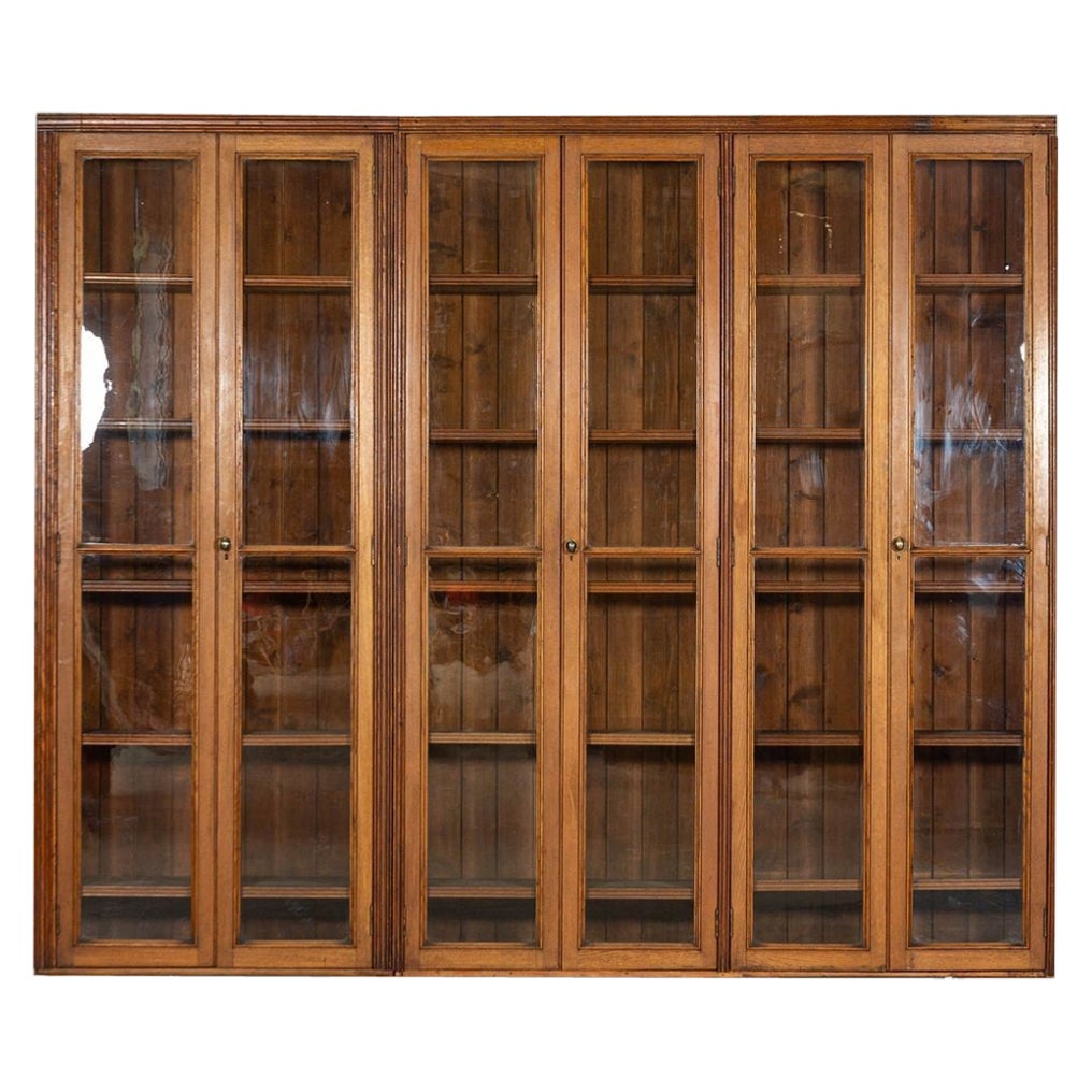 Monumentaler glasierter Haberdashery-Schrank aus englischer Eiche