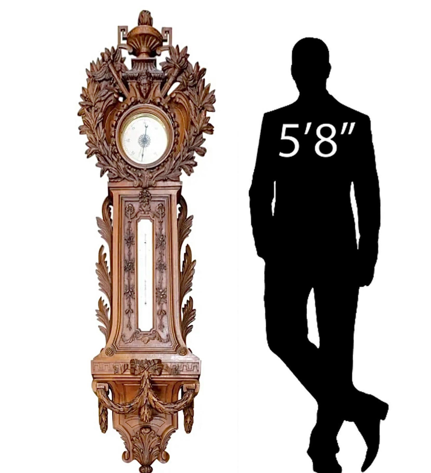 Baromètre et thermomètre monumental européen en bois sculpté en vente 6