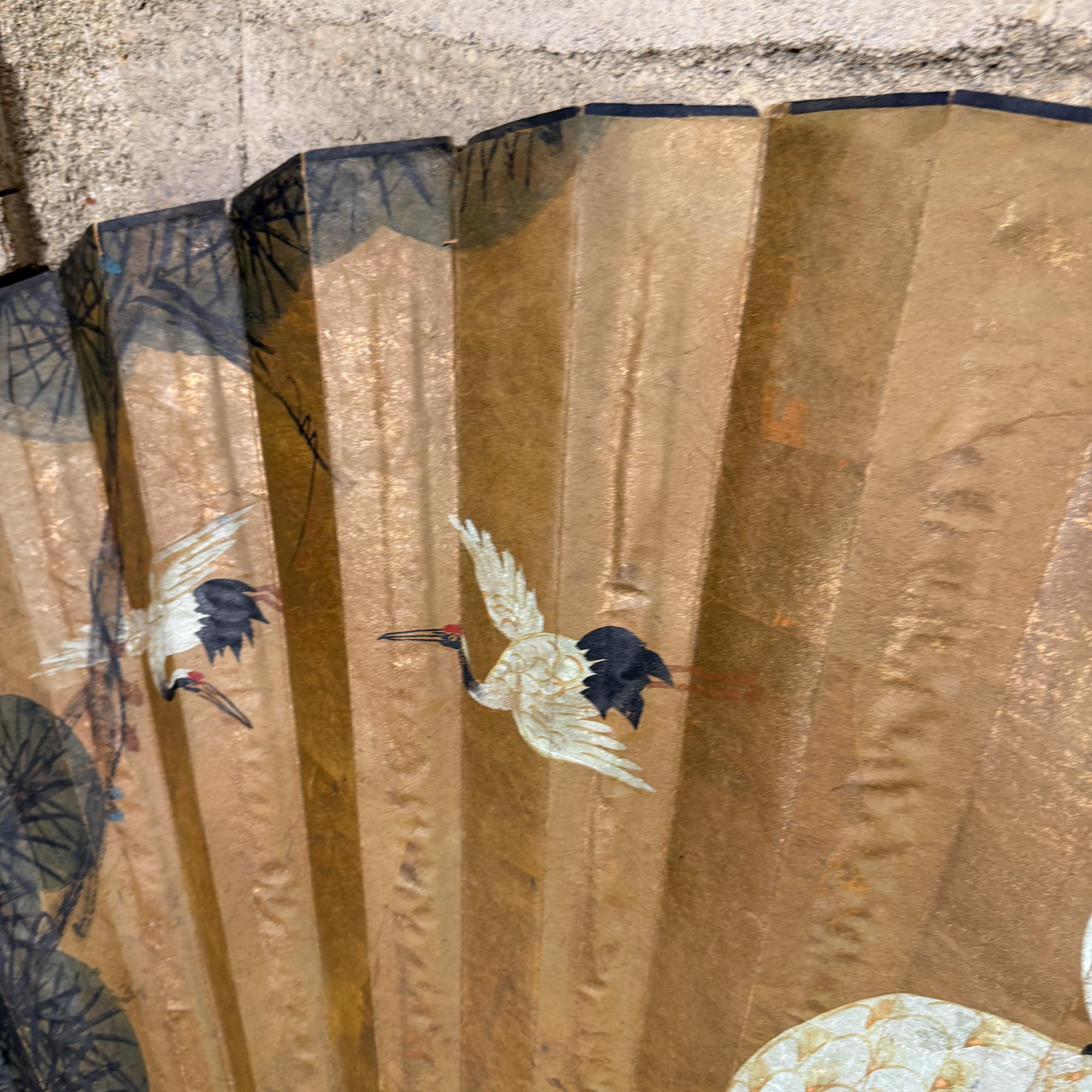 Monumentale Extra große asiatische chinesische vergoldete handgemalte Faltung Fächer Kunst im Angebot 3