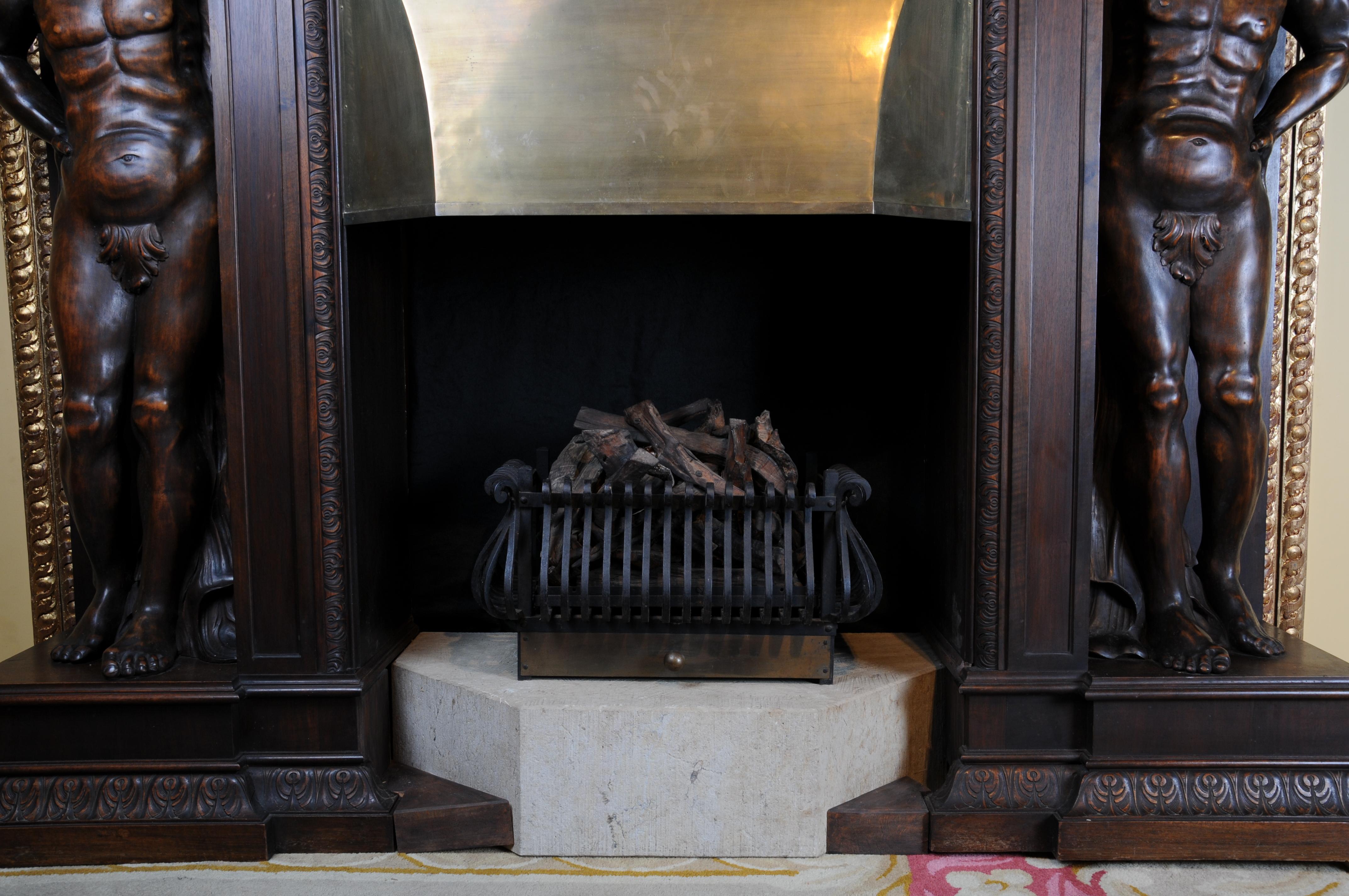 Monumental Figures Fireplace Neo-Renaissance 19th Century Walnut For Sale 8