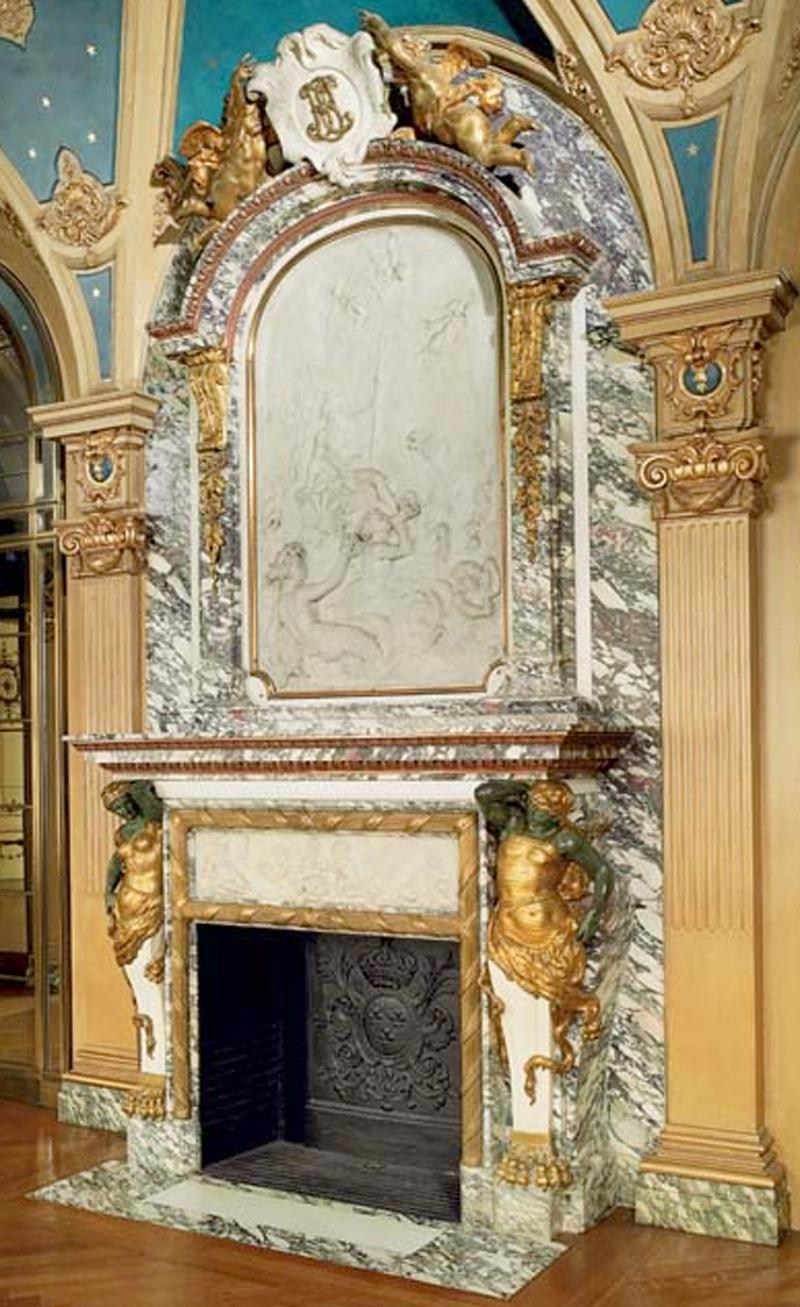 Located in the hall of a ballroom, this exceptional fireplace welcomed the 80 guests of Edward Julius Berwind's luxurious New York home in the Louis XV style. It attests to the true Golden Age of architectural and decorative splendor imported from