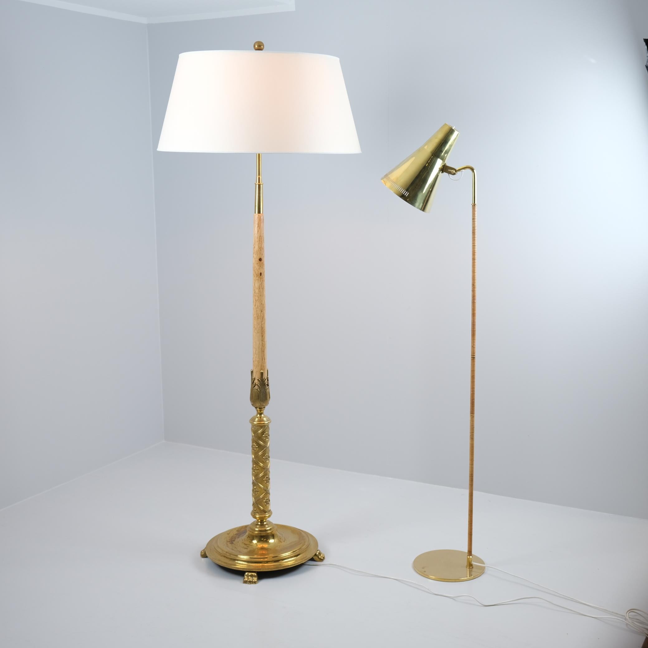 Monumental Floor Lamp Attributed to Paavo Tynell, Brass and Silver Curly Birch For Sale 7