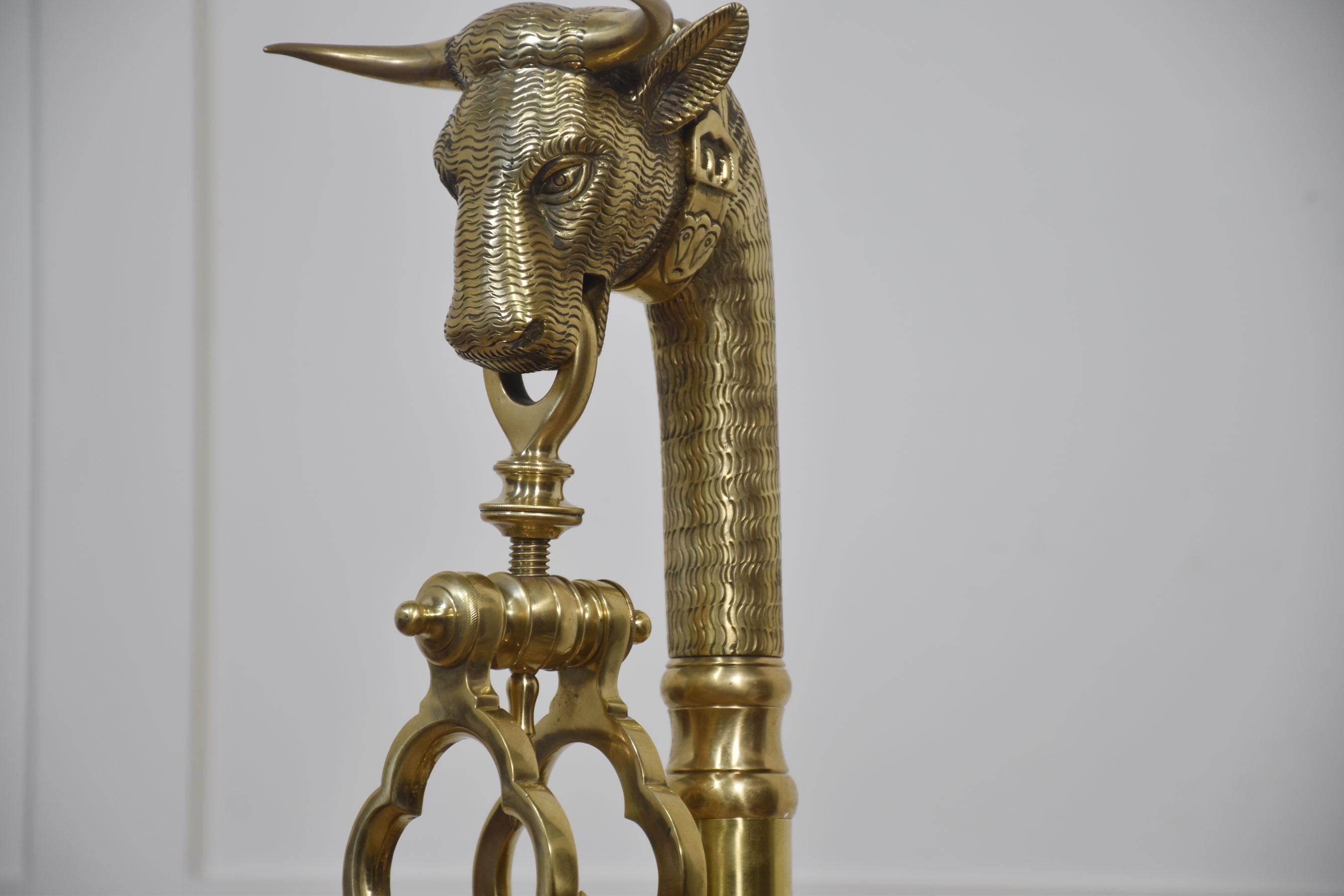 Monumental floor standing brass Butcher scale For Sale 3