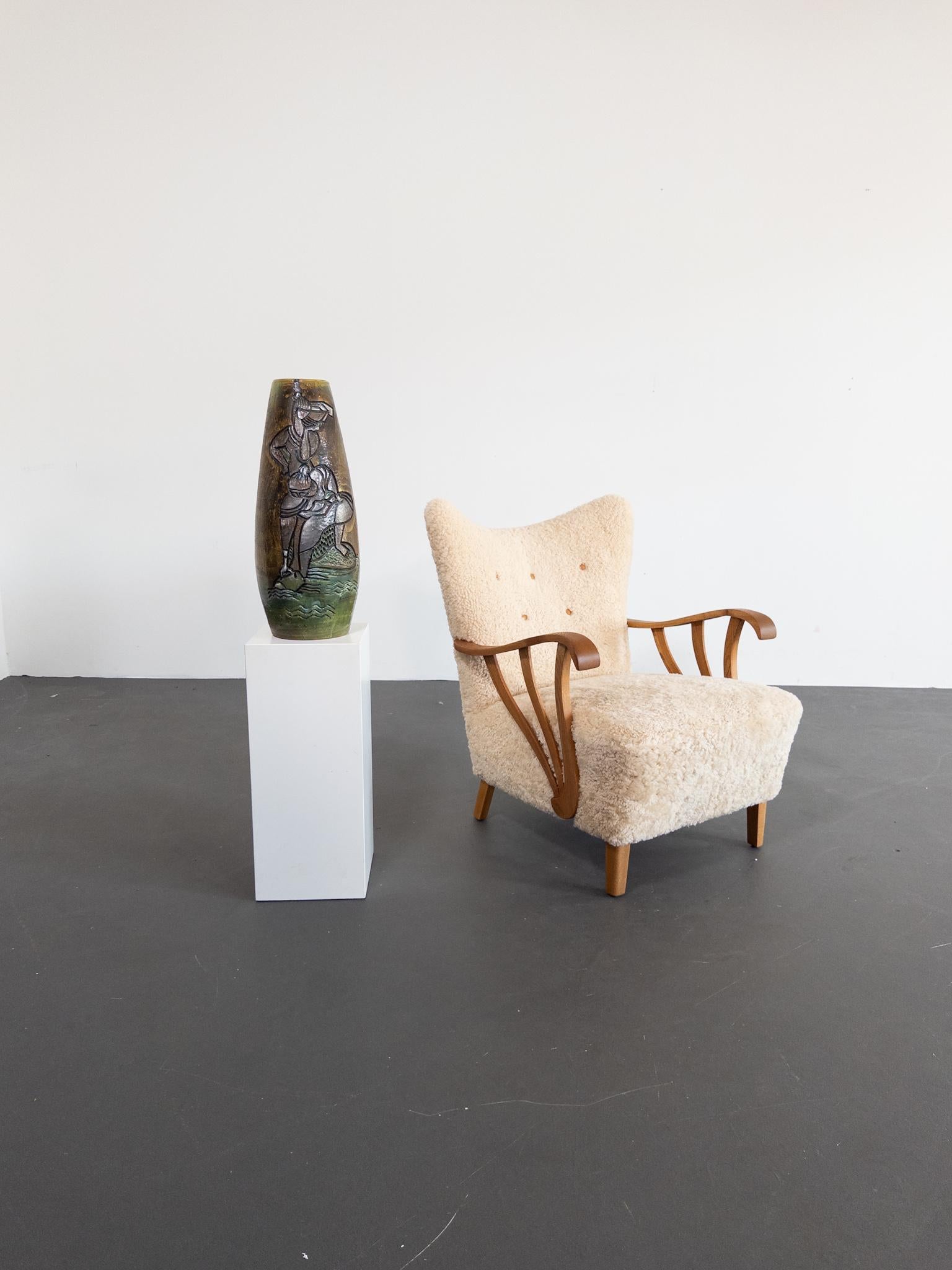 Monumental Floor Vase by Marian Zawadzki, Signed and Dated 1965 For Sale 4