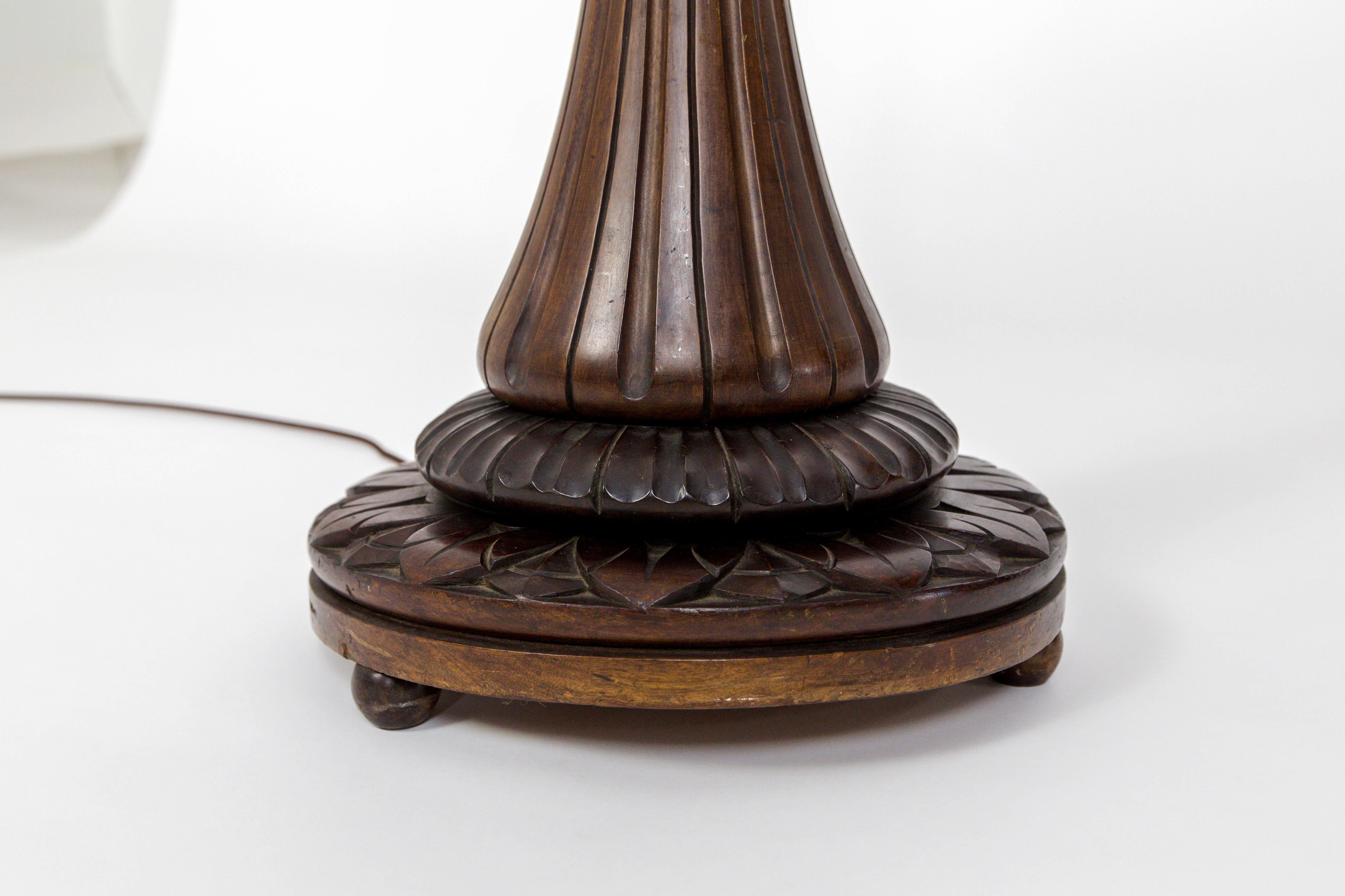 Monumental Fluted Mahogany Floor Lamp In Good Condition In San Francisco, CA