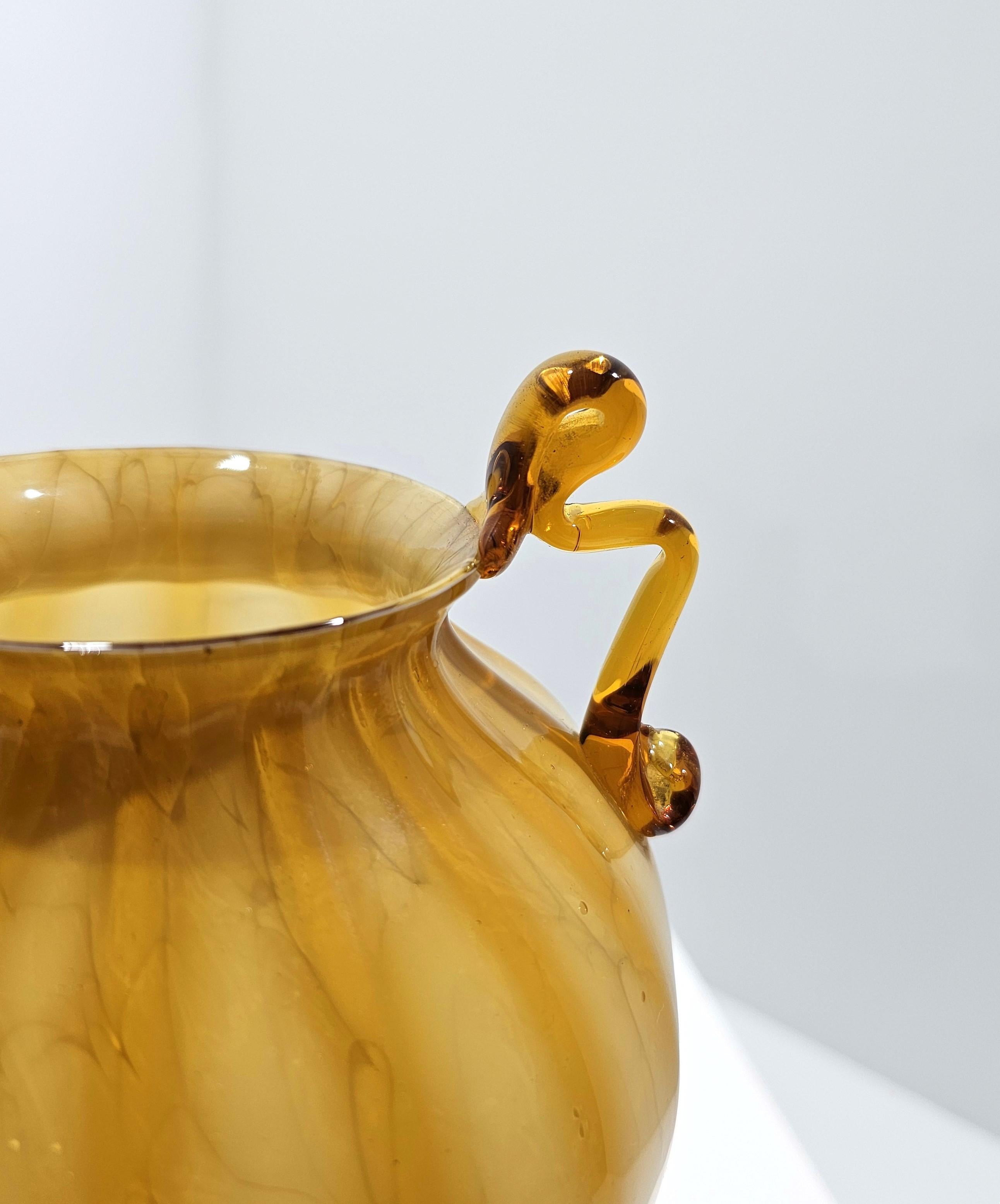 Monumental Fratelli Toso Yellow Blown Murano Glass Vase Italy 1930s Art Deco For Sale 5