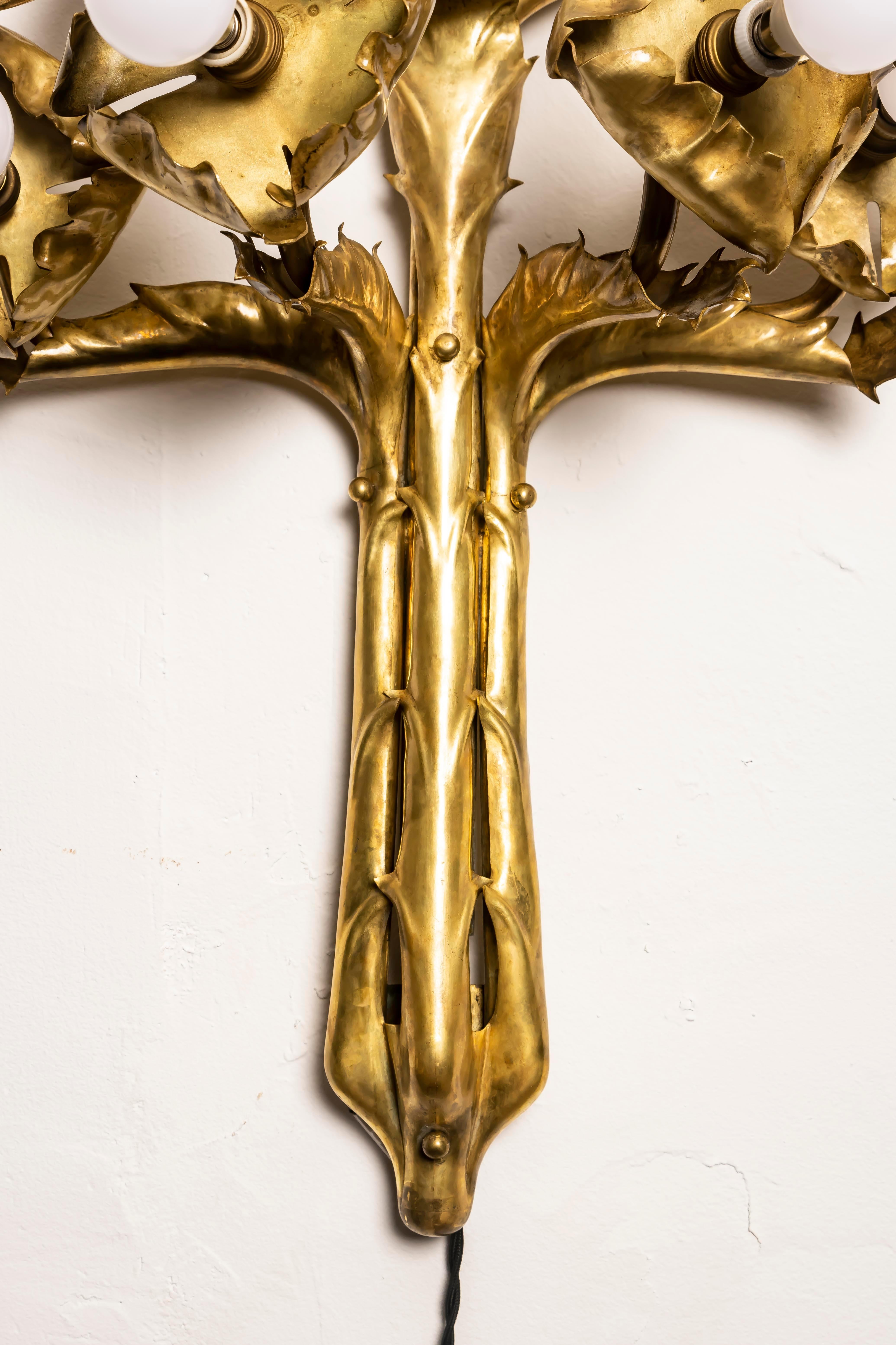 Monumentale applique da parete in ottone Art Nouveau francese con cardo in vendita 7