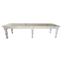 Monumentale table de ferme française peinte en blanc
