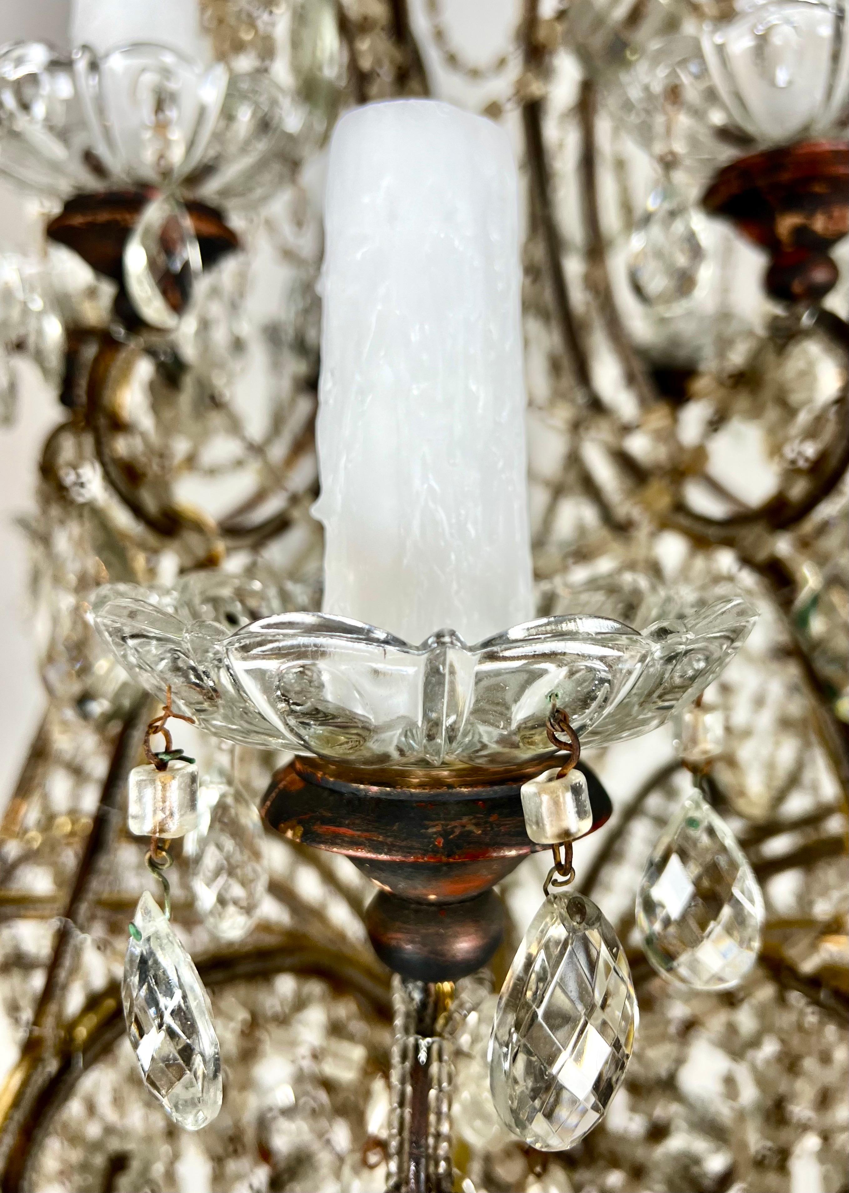 Monumentaler französischer Kristall-Perlen-Kronleuchter, ca. 1930er Jahre im Angebot 3