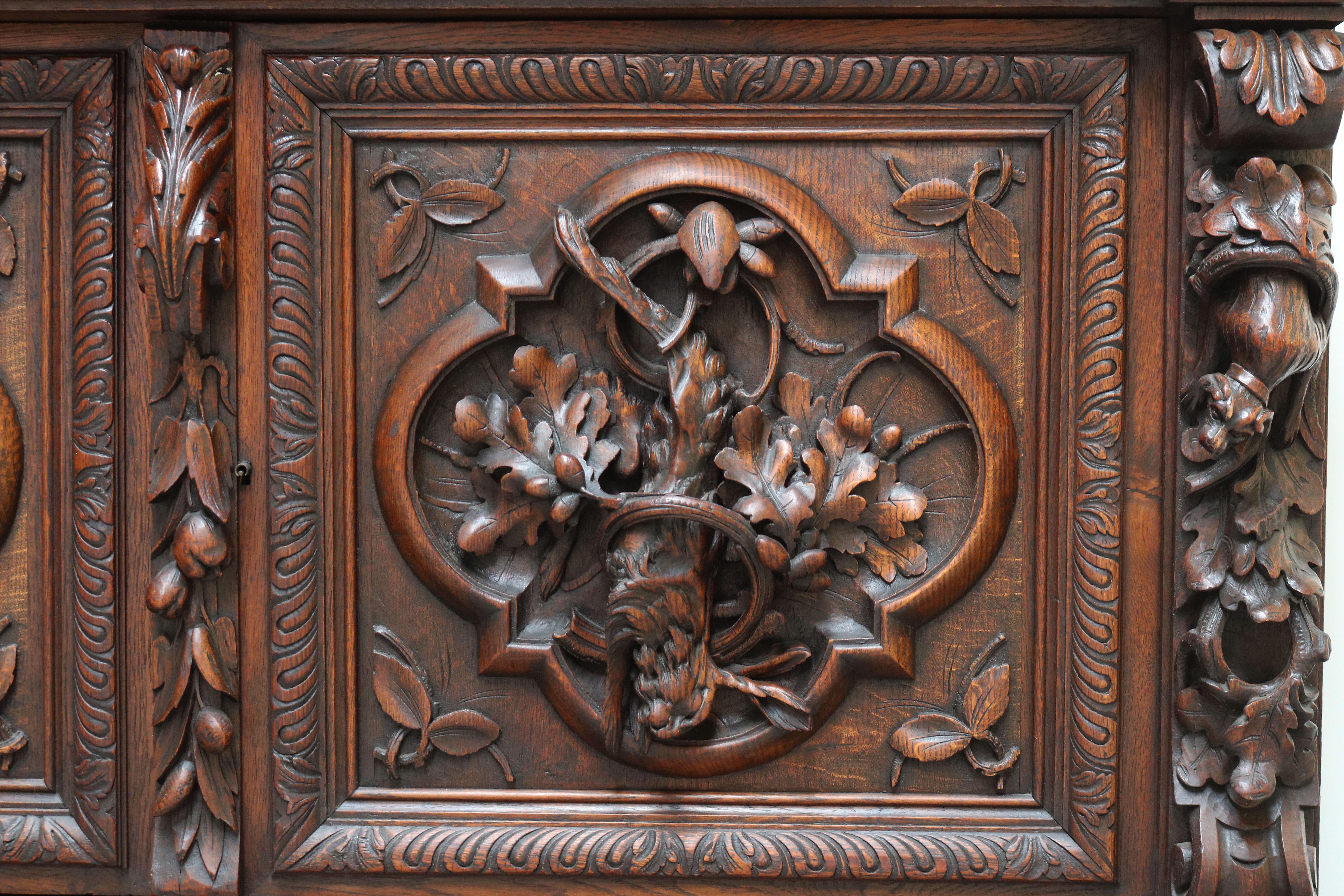 Rare Antique French Hunt Cabinet Renaissance Carved Oak Black Forest Bookcase  For Sale 2