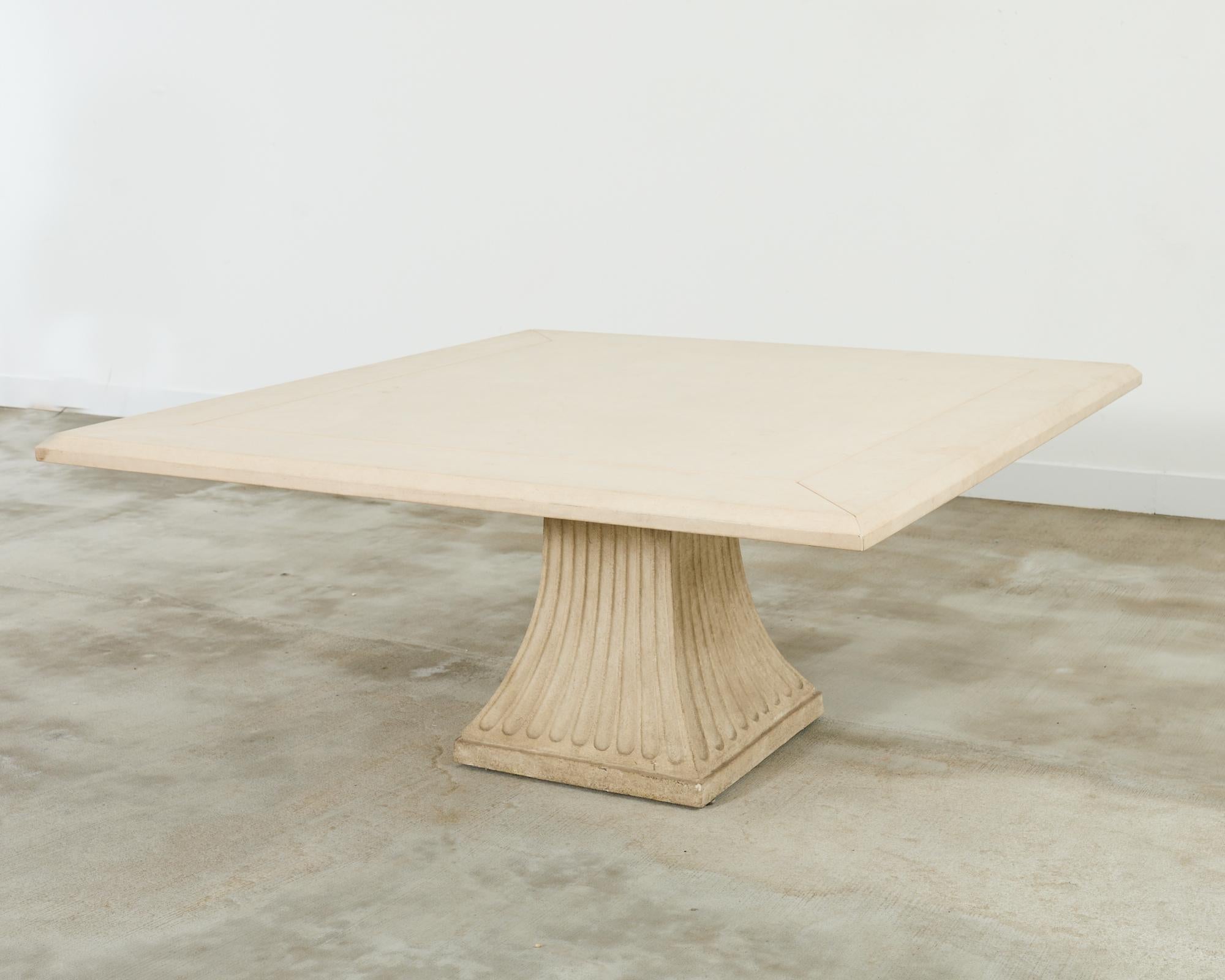 Mesa de comedor de jardín Monumental de piedra caliza francesa by Formaciones en venta 2