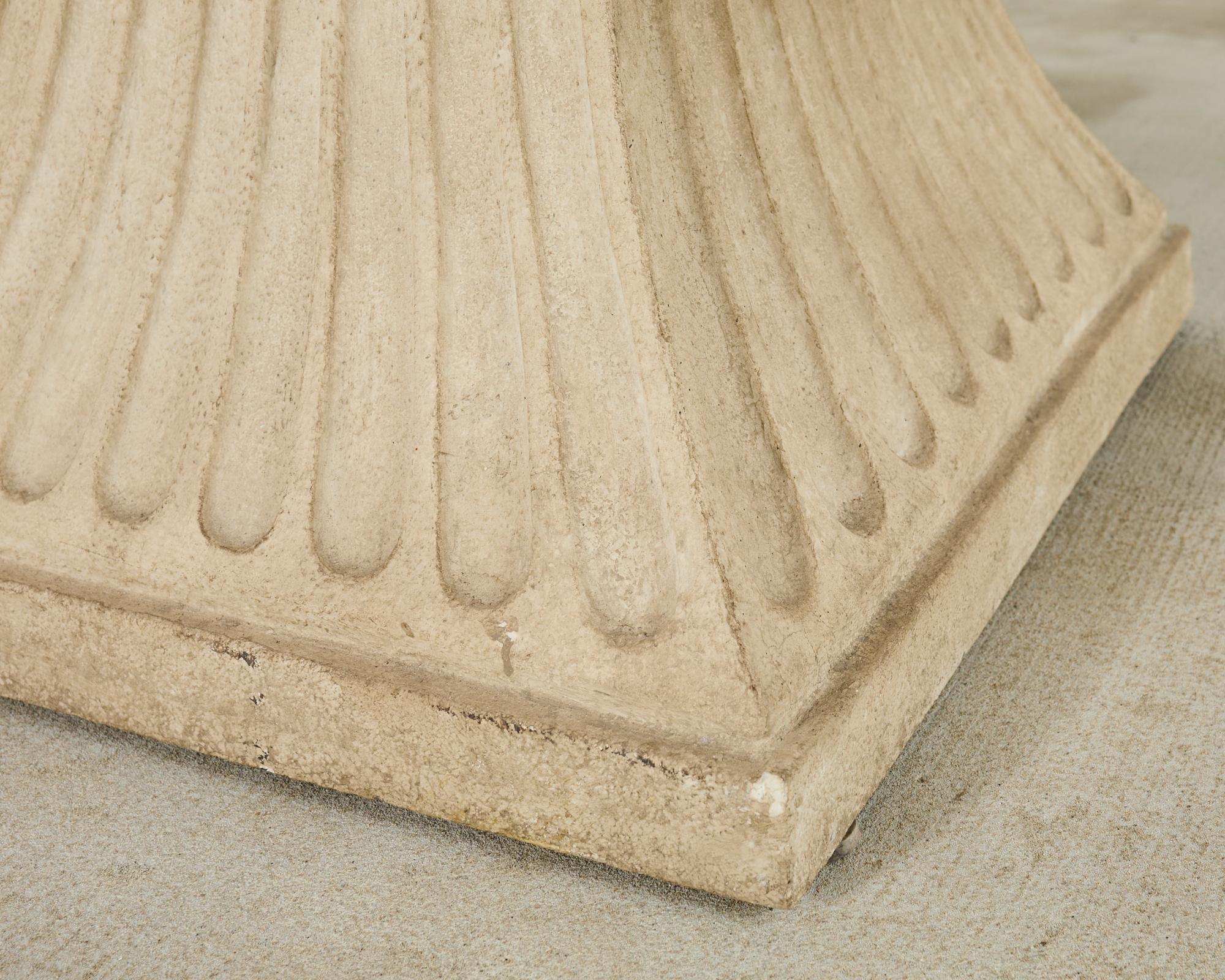 Mesa de comedor de jardín Monumental de piedra caliza francesa by Formaciones en venta 9