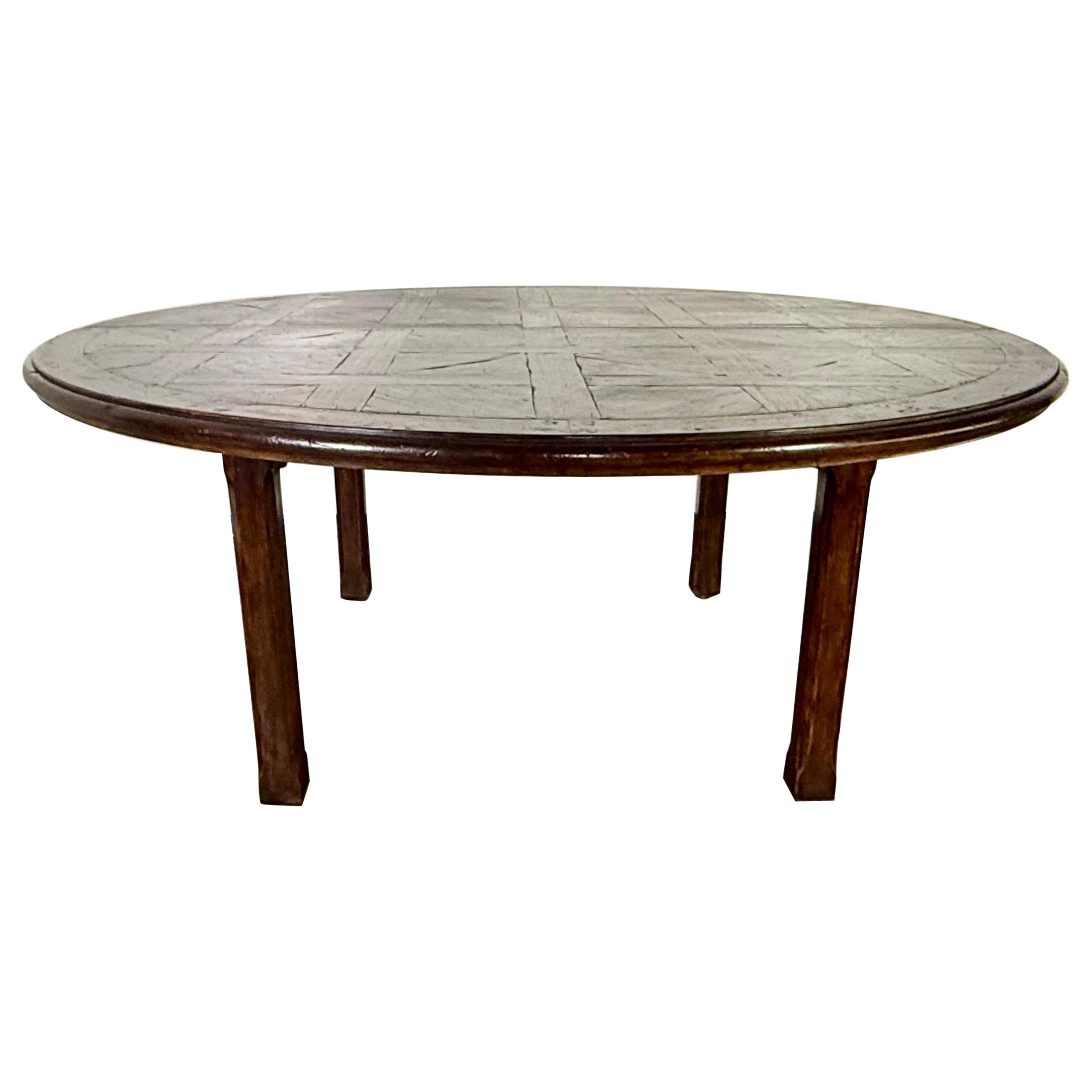 Monumental Table de salle à manger à rallonge en chêne français en vente