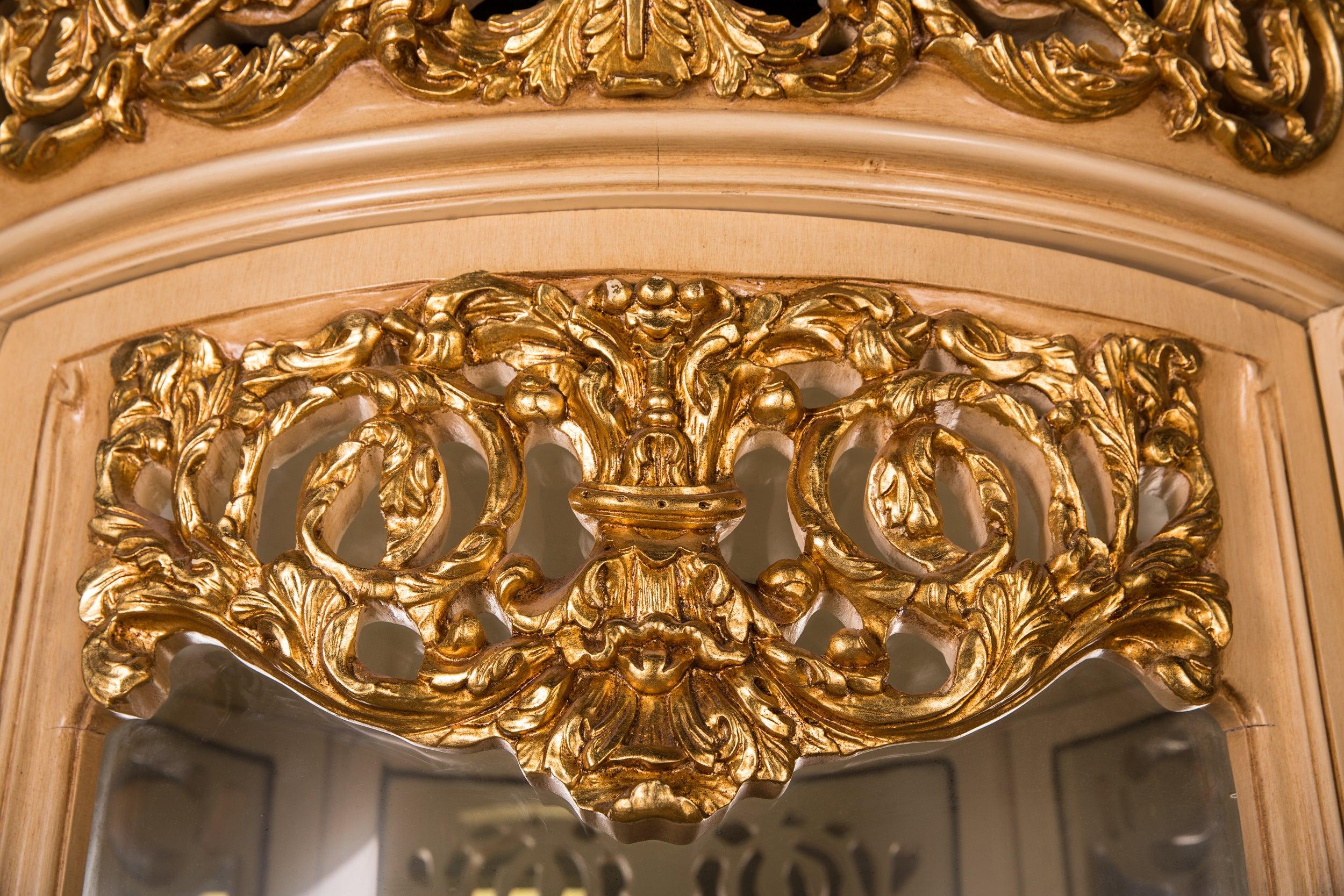Monumental French Vitrine in the Style of the 18th Century 6