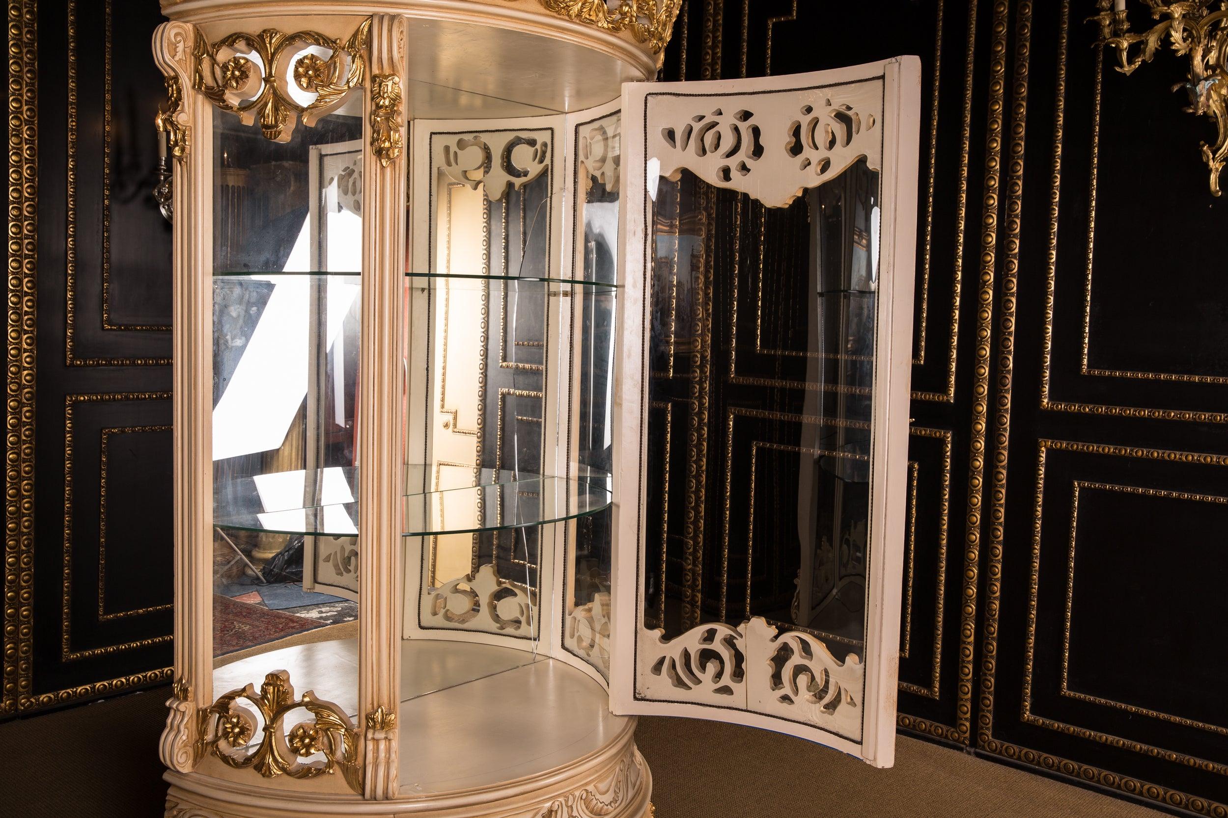 Monumental French Vitrine in the Style of the 18th Century 7