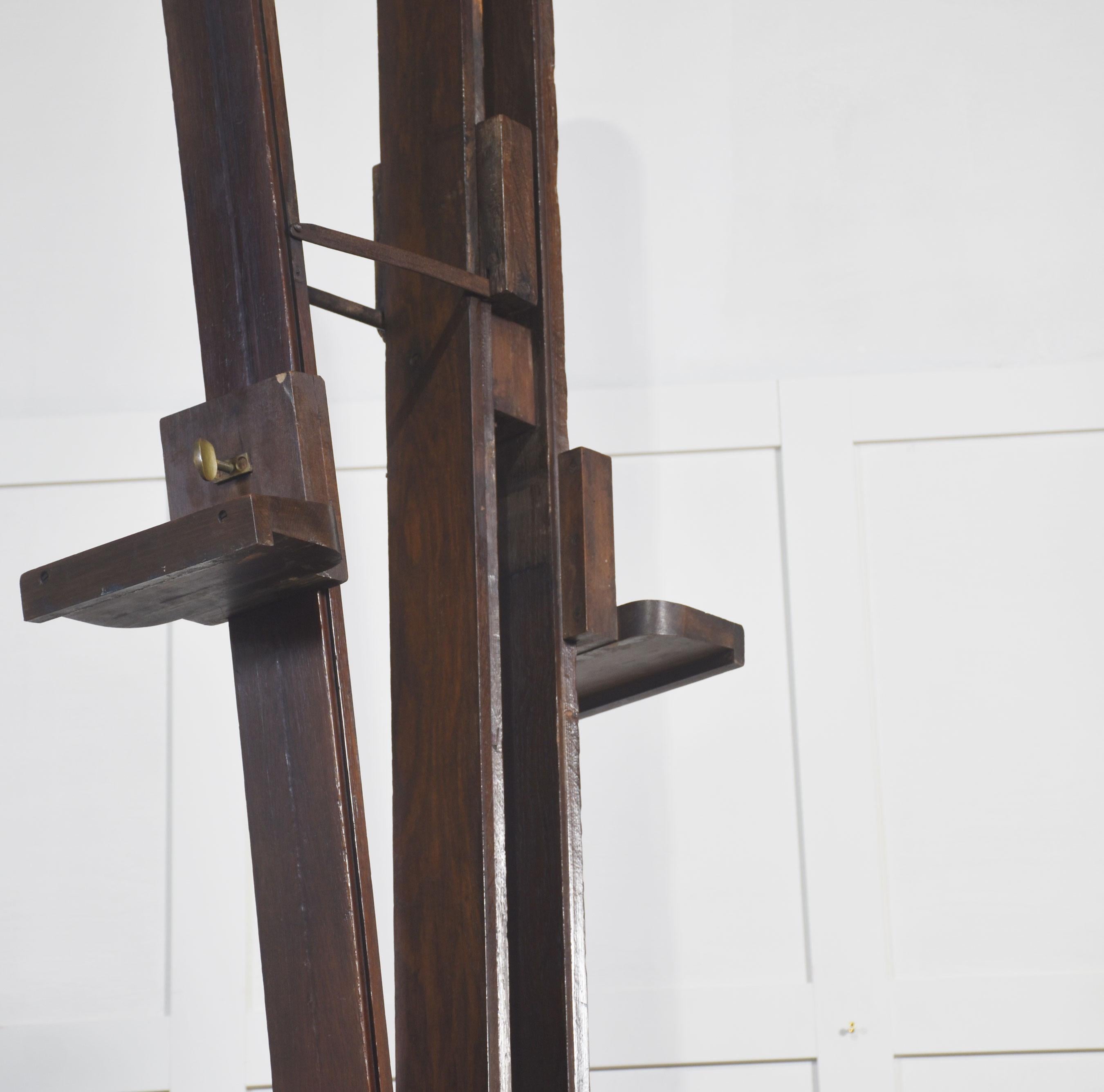 Monumental chevalet de studio en Oak entièrement réglable pour les artistes en vente 6