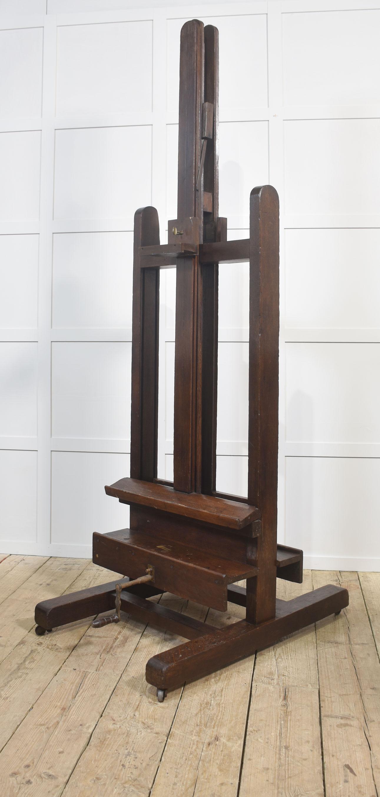 XIXe siècle Monumental chevalet de studio en Oak entièrement réglable pour les artistes en vente