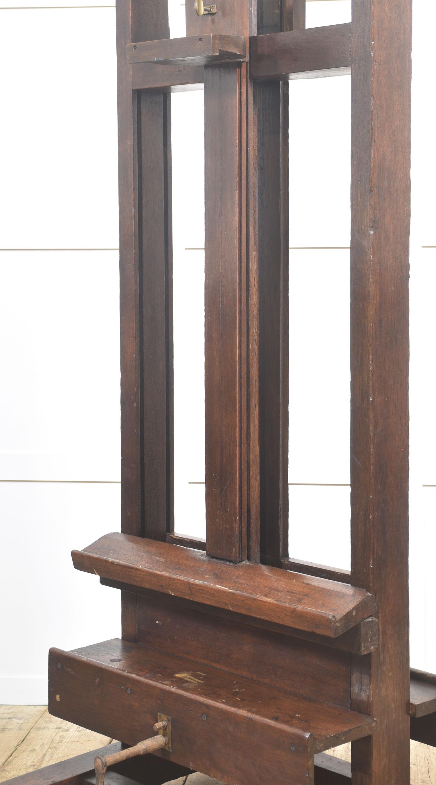 Chêne Monumental chevalet de studio en Oak entièrement réglable pour les artistes en vente