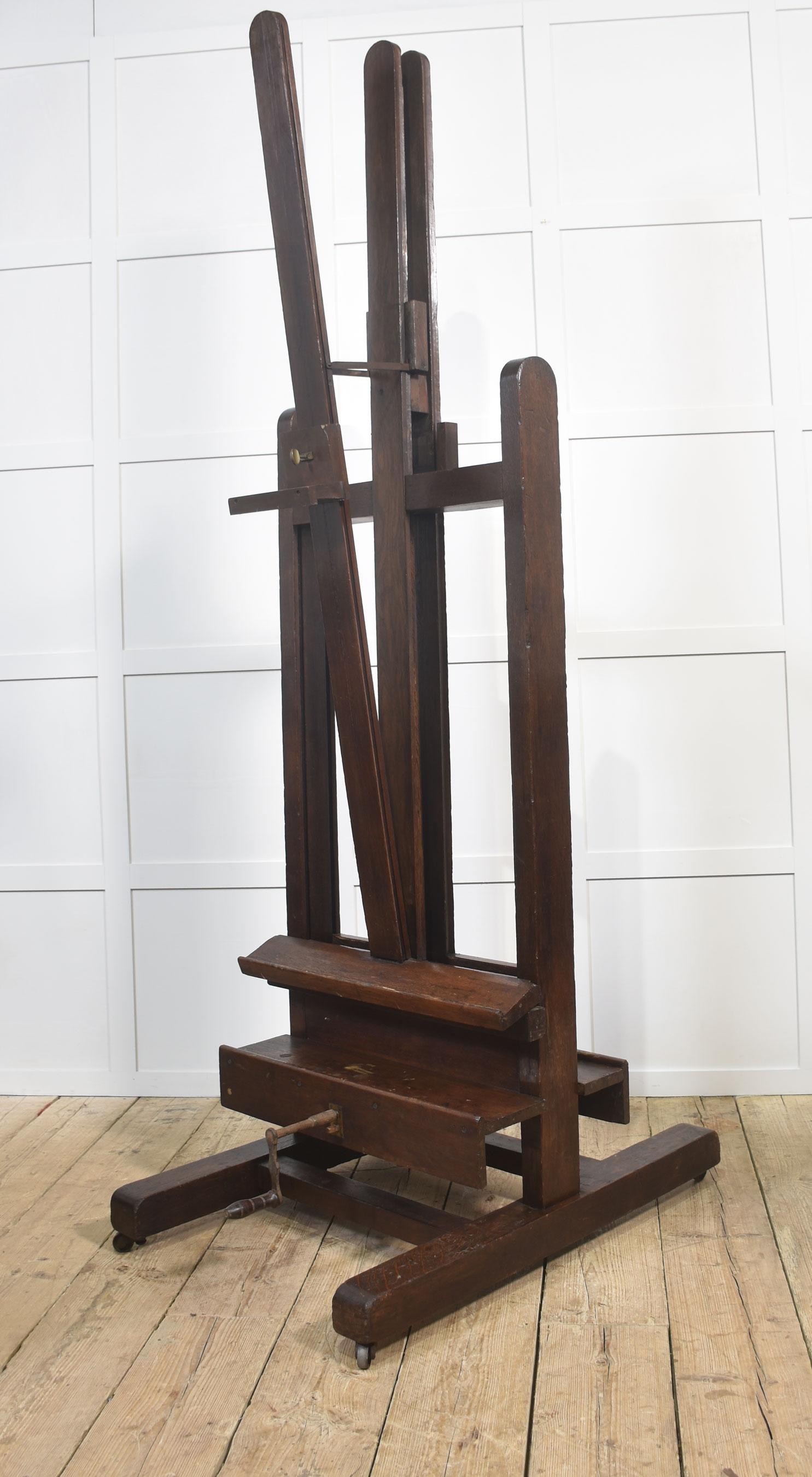Monumental chevalet de studio en Oak entièrement réglable pour les artistes en vente 3