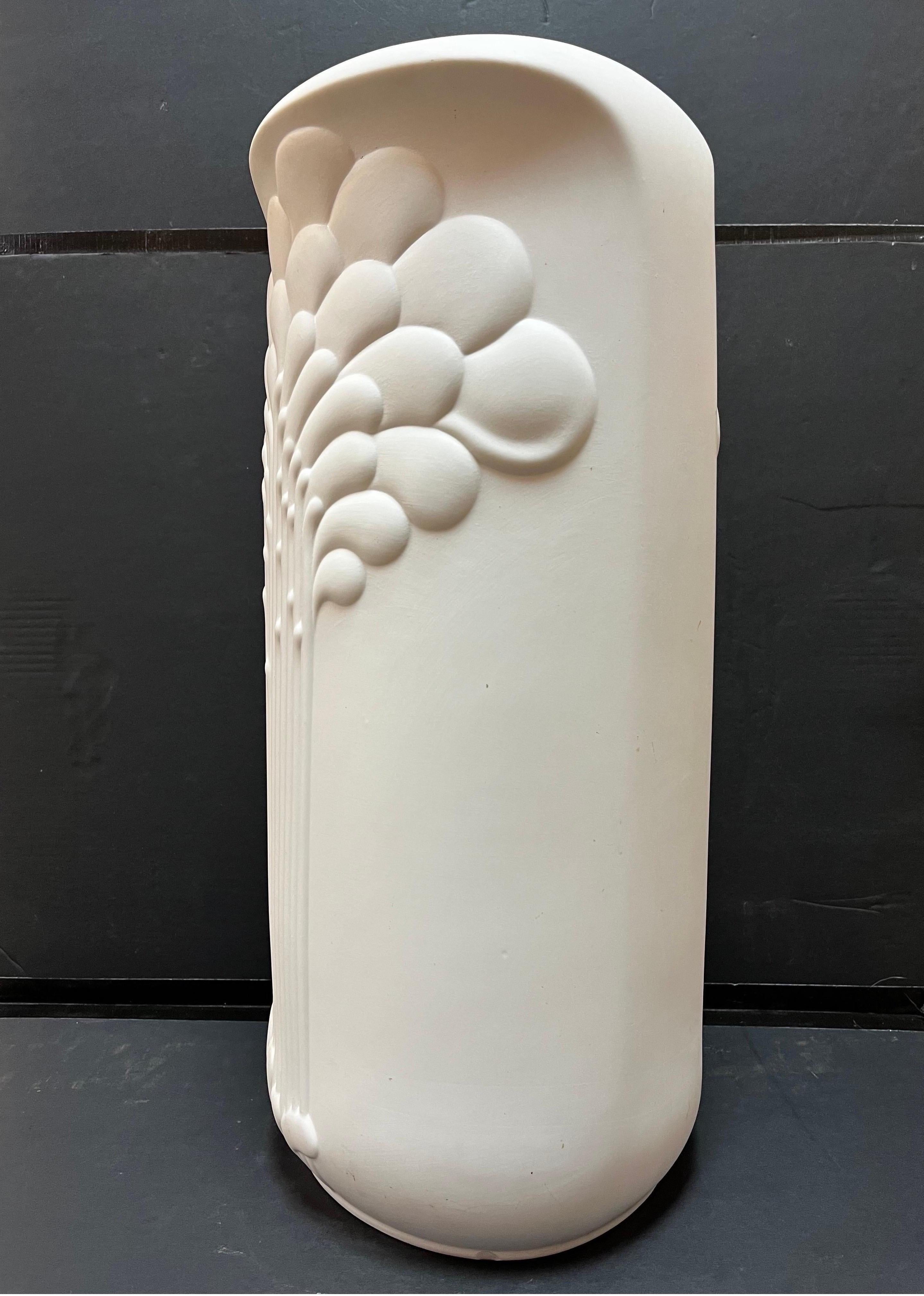 Monumental German Porcelain Vase or Umbrella Stand by M Frey for Kaiser Germany In Fair Condition For Sale In Atlanta, GA