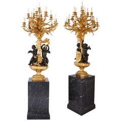 Candelabro monumentale in bronzo dorato e patinato di Beurdeley
