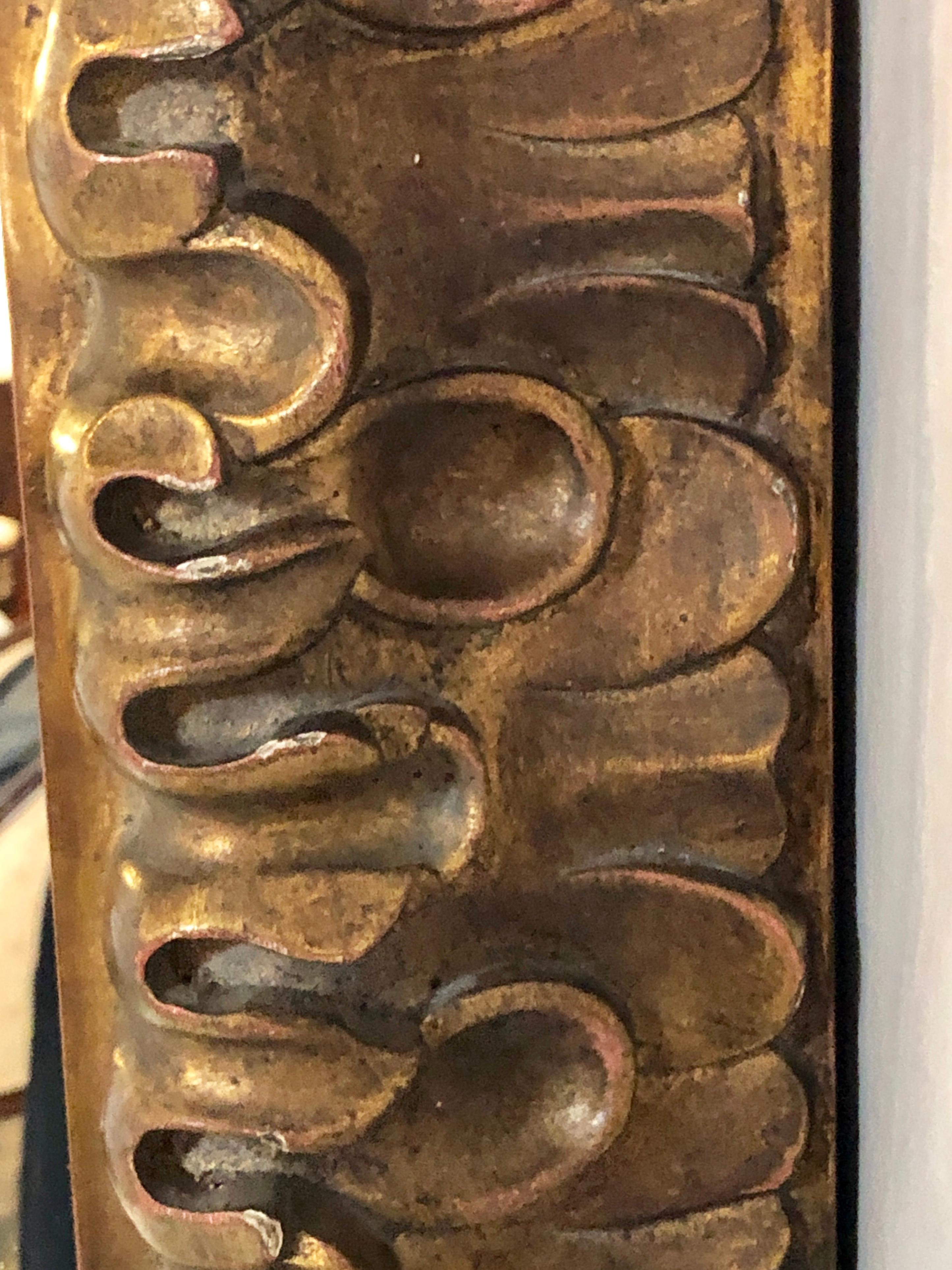 Monumental Gilt Gold Shell Carved Floor Mirror (Holz)