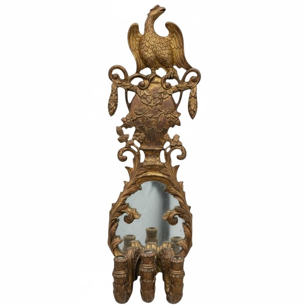 Specchiere a forma di aquila in stile neoclassico monumentale in legno dorato Feder - Coppia In condizioni buone in vendita a Kennesaw, GA