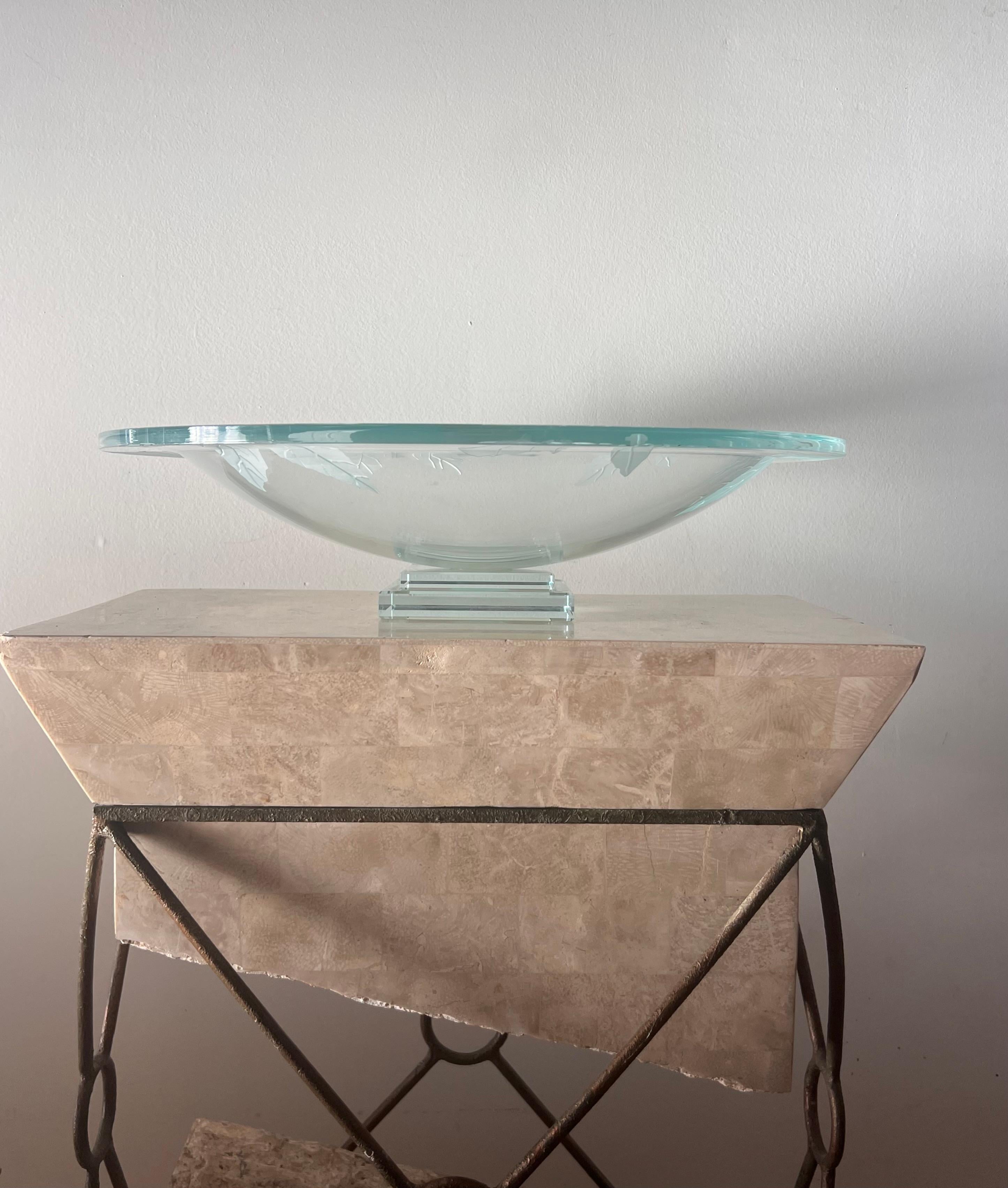 Monumental glass centerpiece with etched leaves by Stephen Schlanser, 2007.  For Sale 9