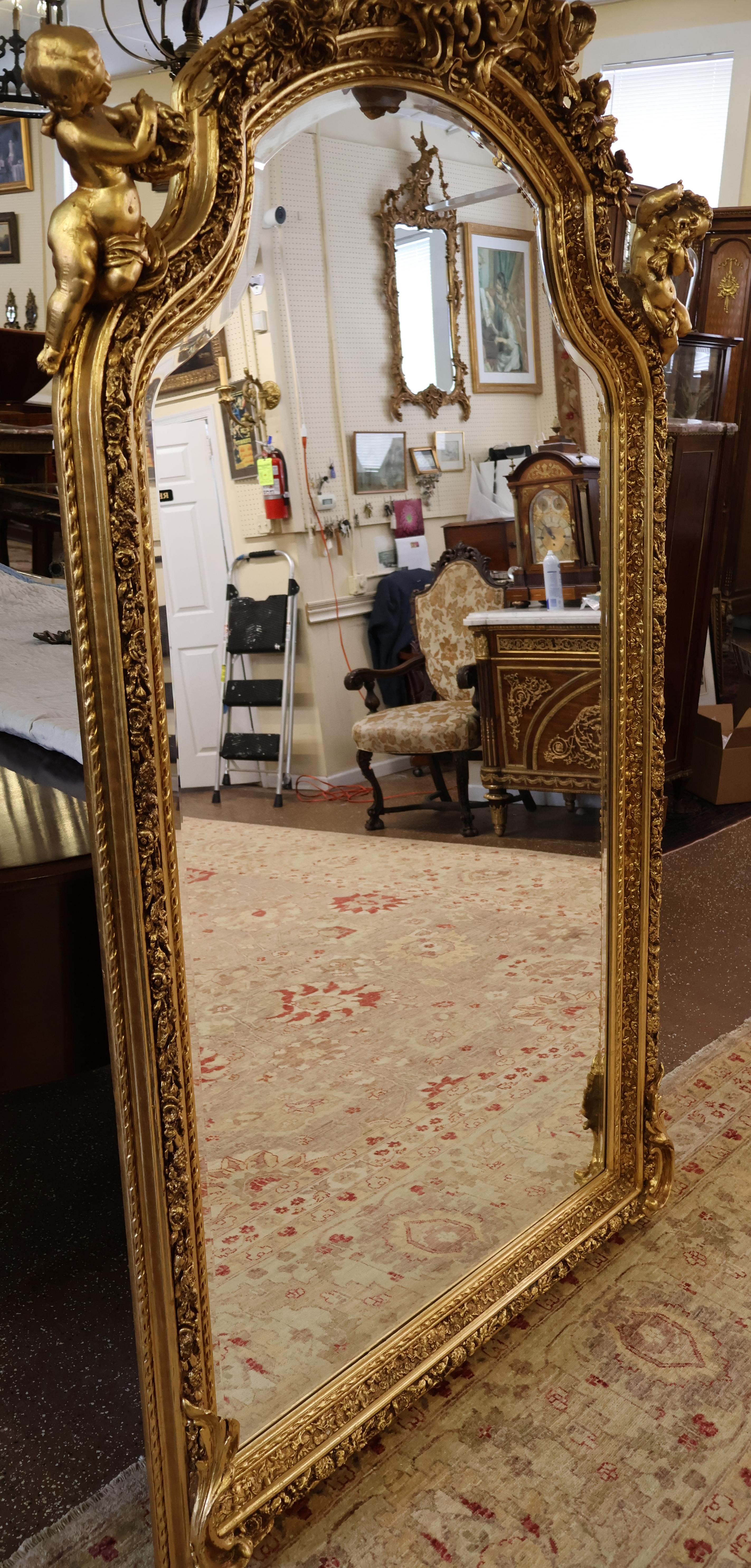 Miroir biseauté Monumental Gold Louis XVI French Style Cherub Putti Motif 7' Tall en vente 8