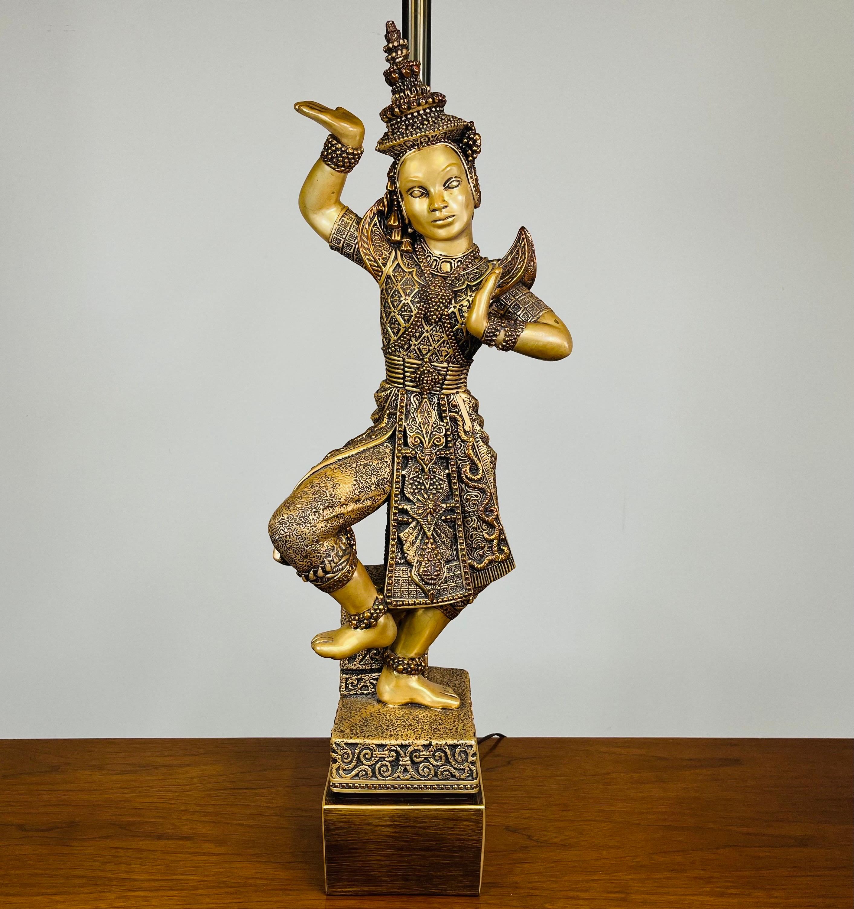 Hollywood Regency Monumentale lampada da tavolo buddista tailandese dorata 