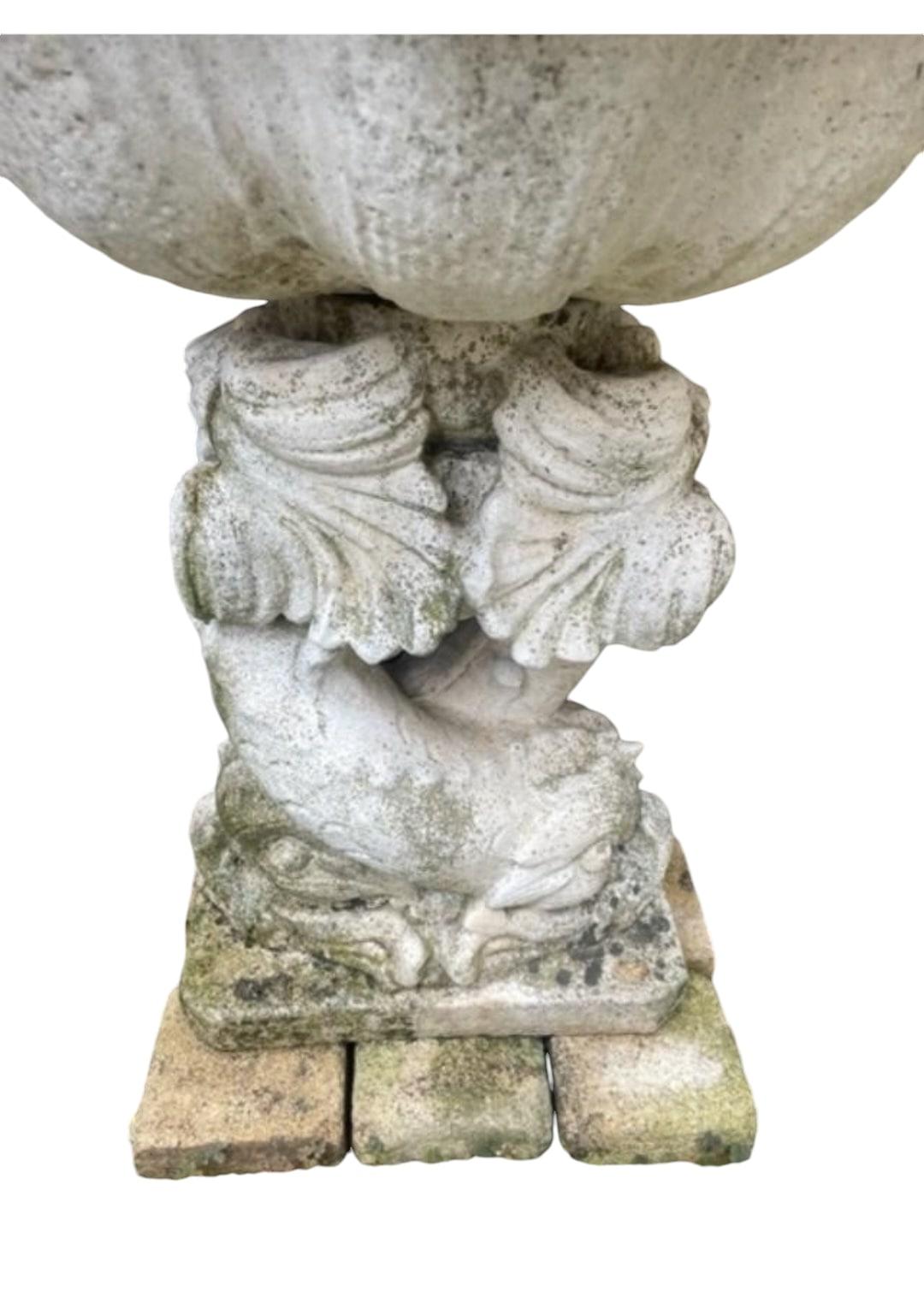 Monumental Greek-Style Fountain in Reconstituted Stone In Good Condition For Sale In Madrid, ES