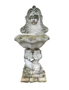 Fontaine monumentale de style grec en pierre reconstituée