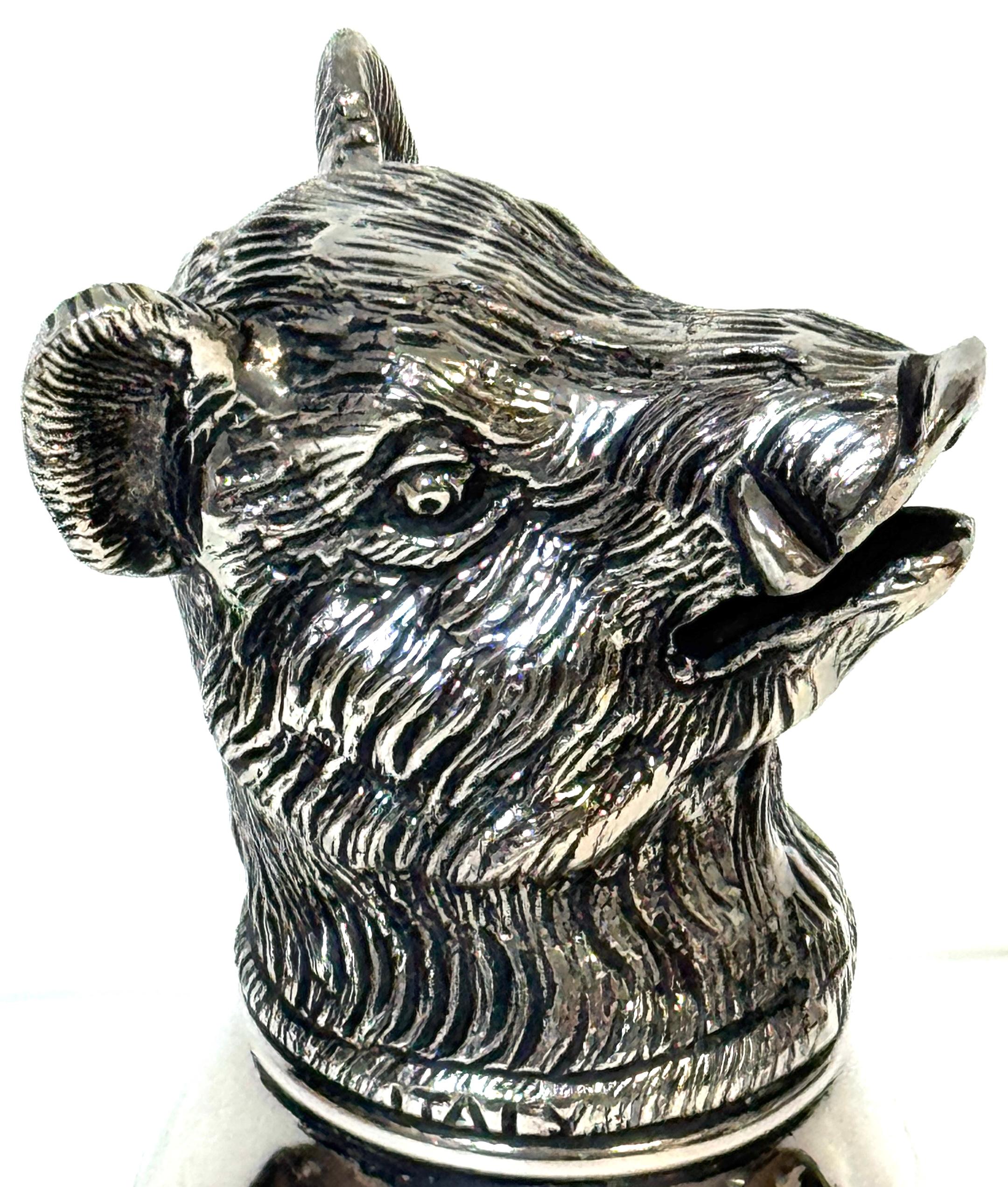 Estribera monumental Gucci con motivo de jabalí bañada en plata, diseñada por Paolo Gucci en venta 3