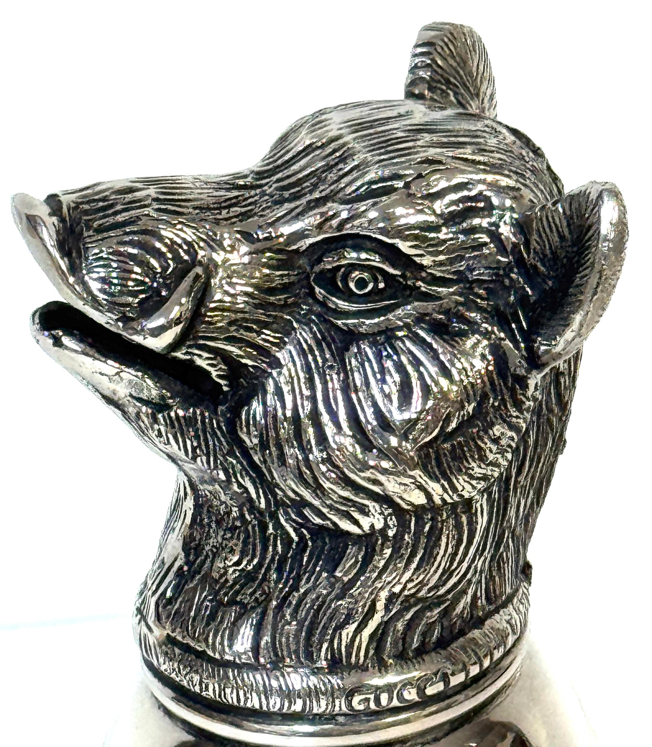 Estribera monumental Gucci con motivo de jabalí bañada en plata, diseñada por Paolo Gucci en venta 4